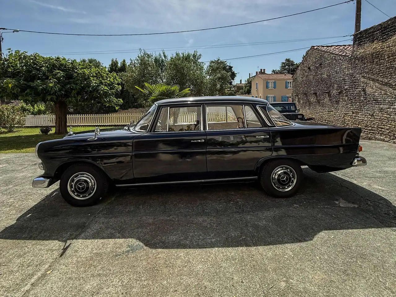 Mercedes-Benz 230 Mercedes 230 Heckflosse 1967, foto 2