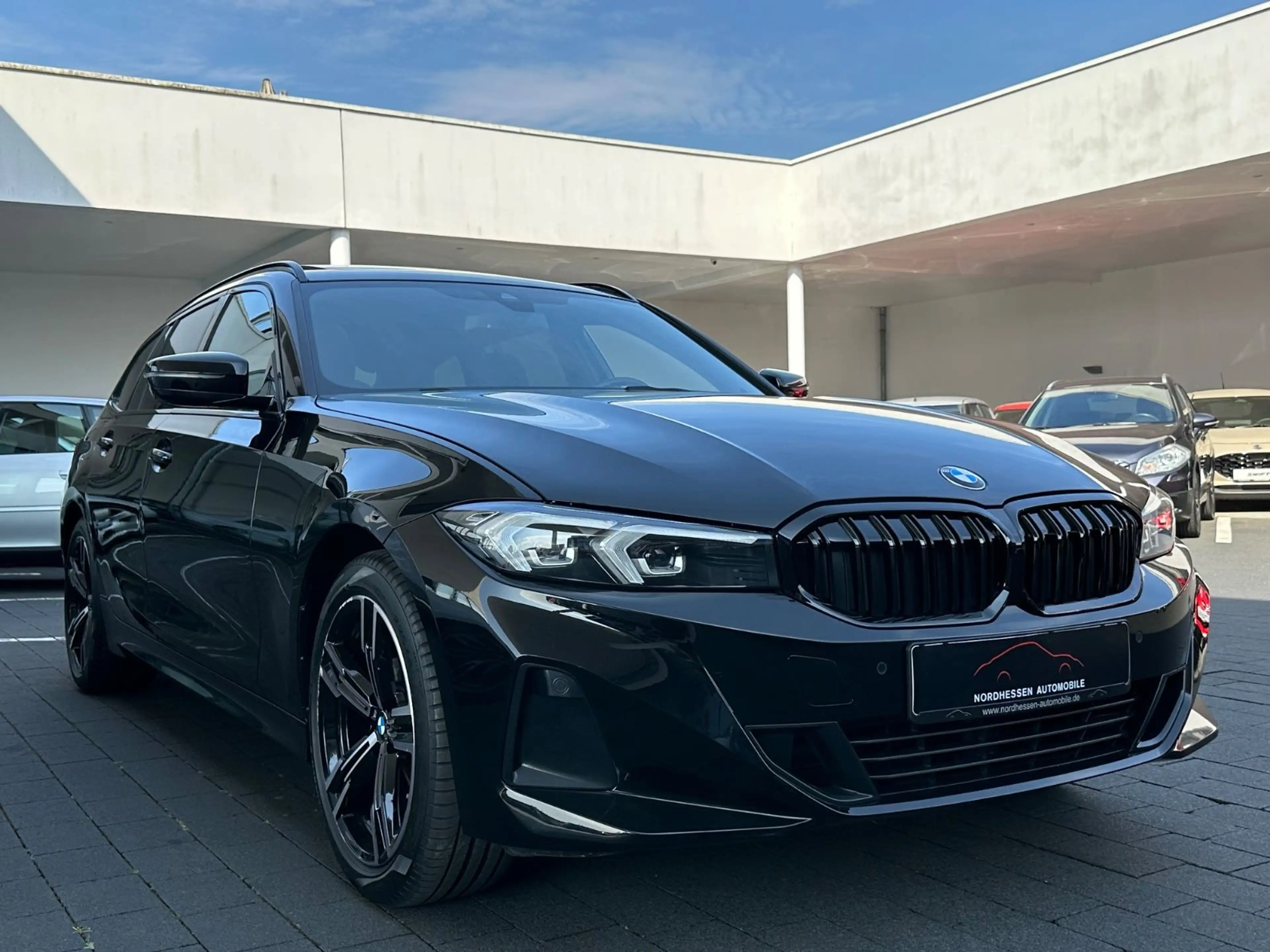 BMW 320 d Touring xDrive | Panorama | H&K | AHK — photo 2