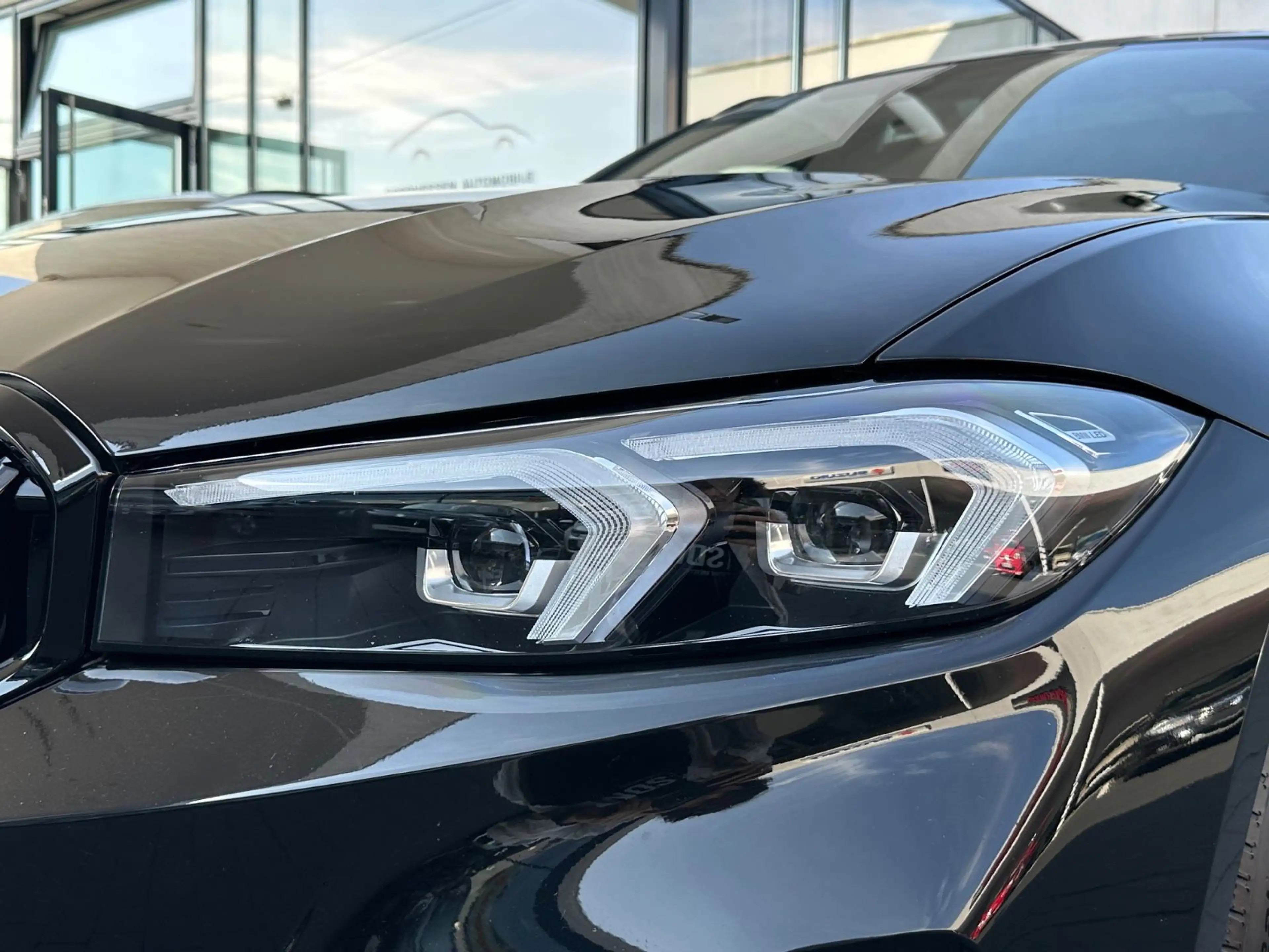 BMW 320 d Touring xDrive | Panorama | H&K | AHK — photo 9
