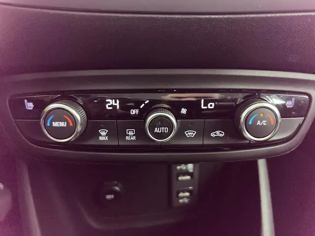 Opel Crossland view 12