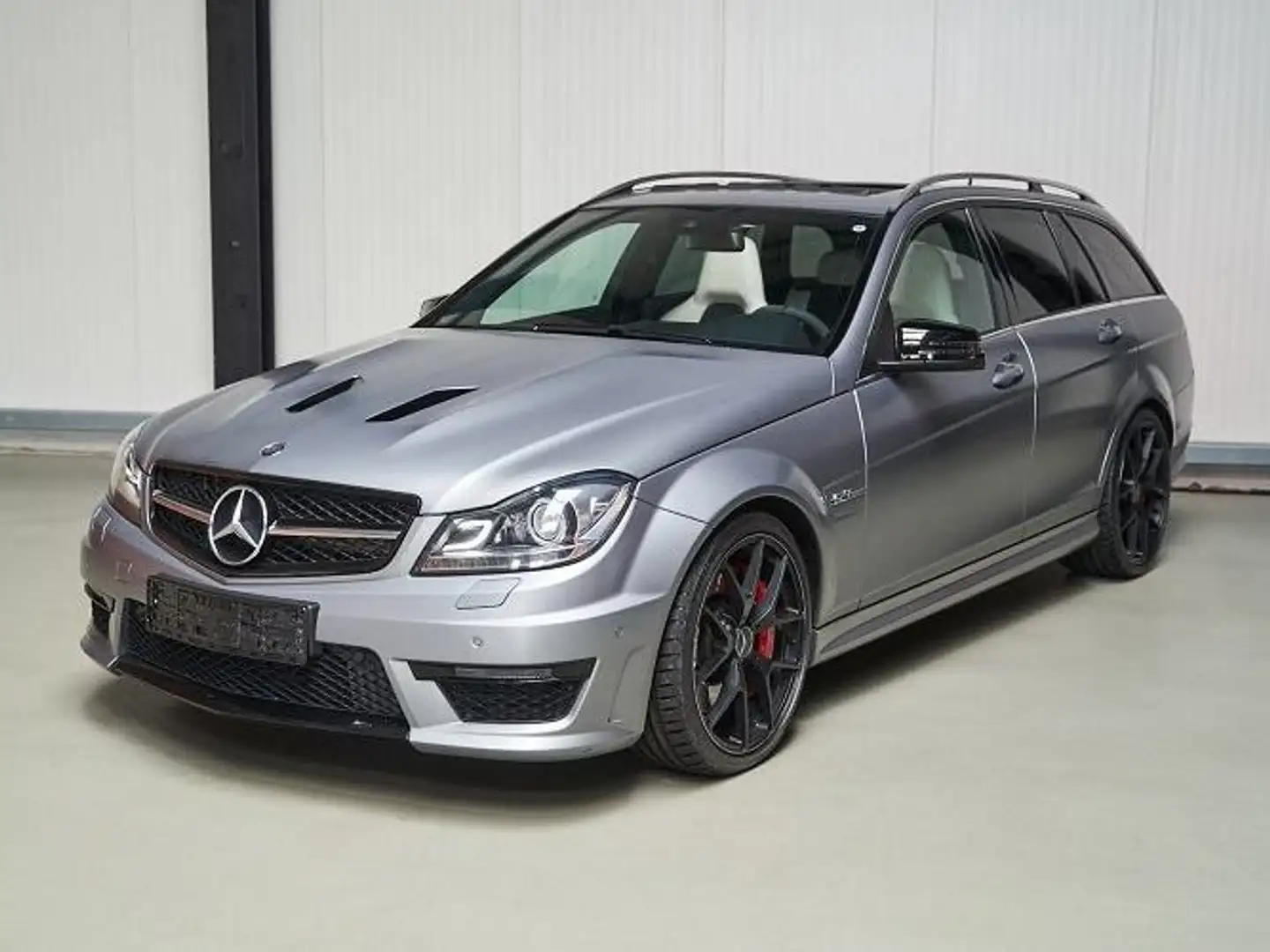 Mercedes-Benz C 63 AMG C+63+AMG+AMG+SPEEDSHIFT+MCT+Edition+507 - 1