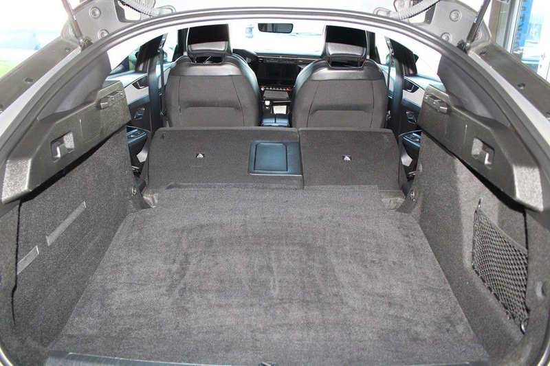 Peugeot 408 Hybrid 145 e-DSC6 Allure*FULL-LED*360°*ACC* — photo 13