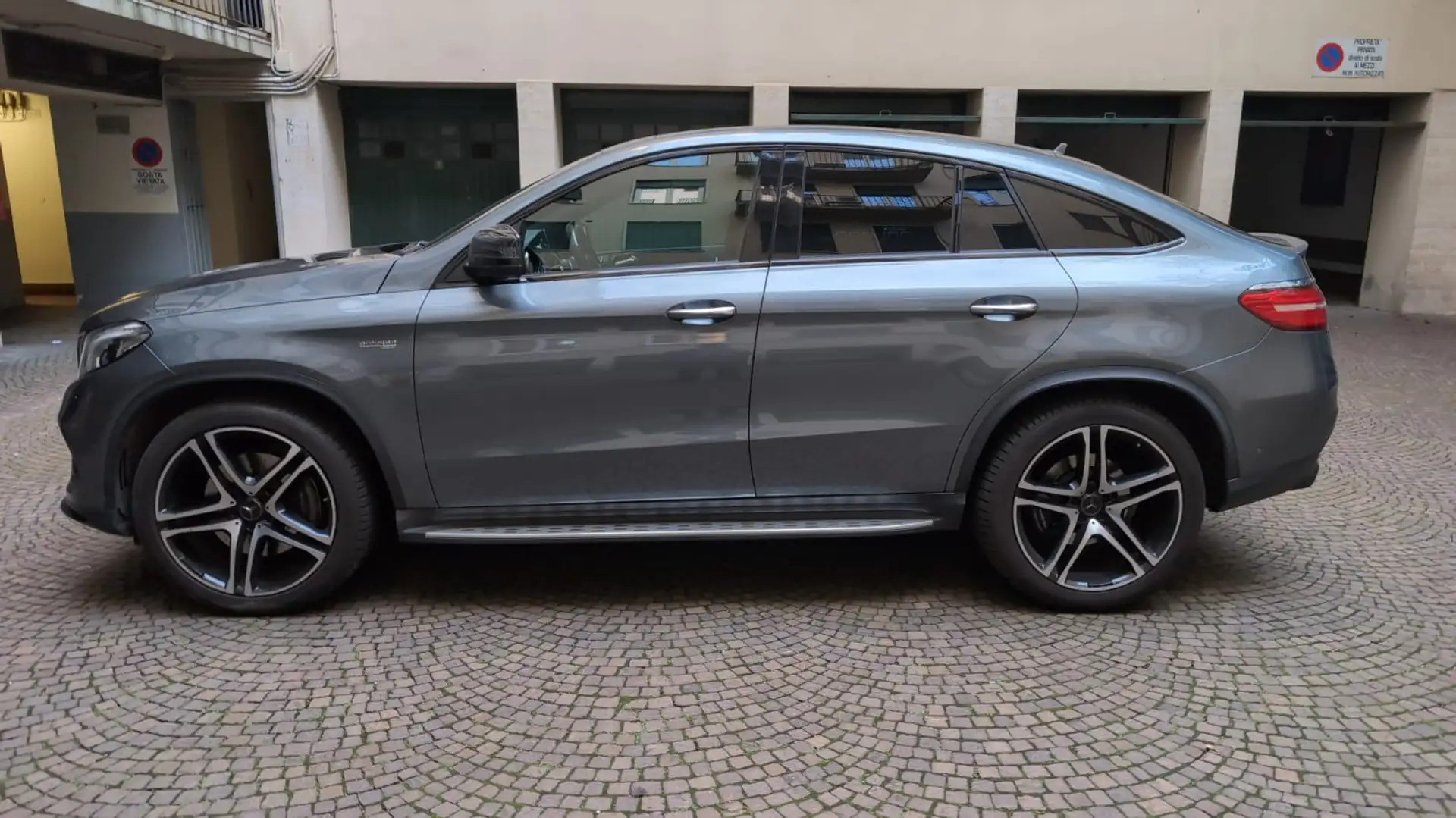 Mercedes-Benz GLE 43 AMG GLE Coupe - C292 Coupe Sport 4matic 390cv auto Silber - 1