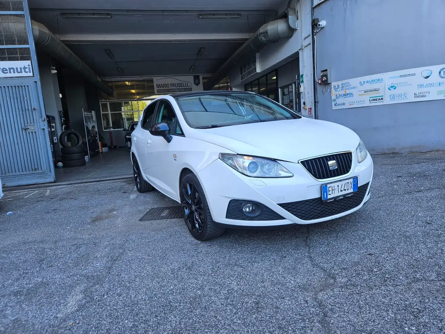 SEAT Ibiza Ibiza IV 2008 Berlina SC 1.6 tdi cr Sport 105cv Bianco - 1