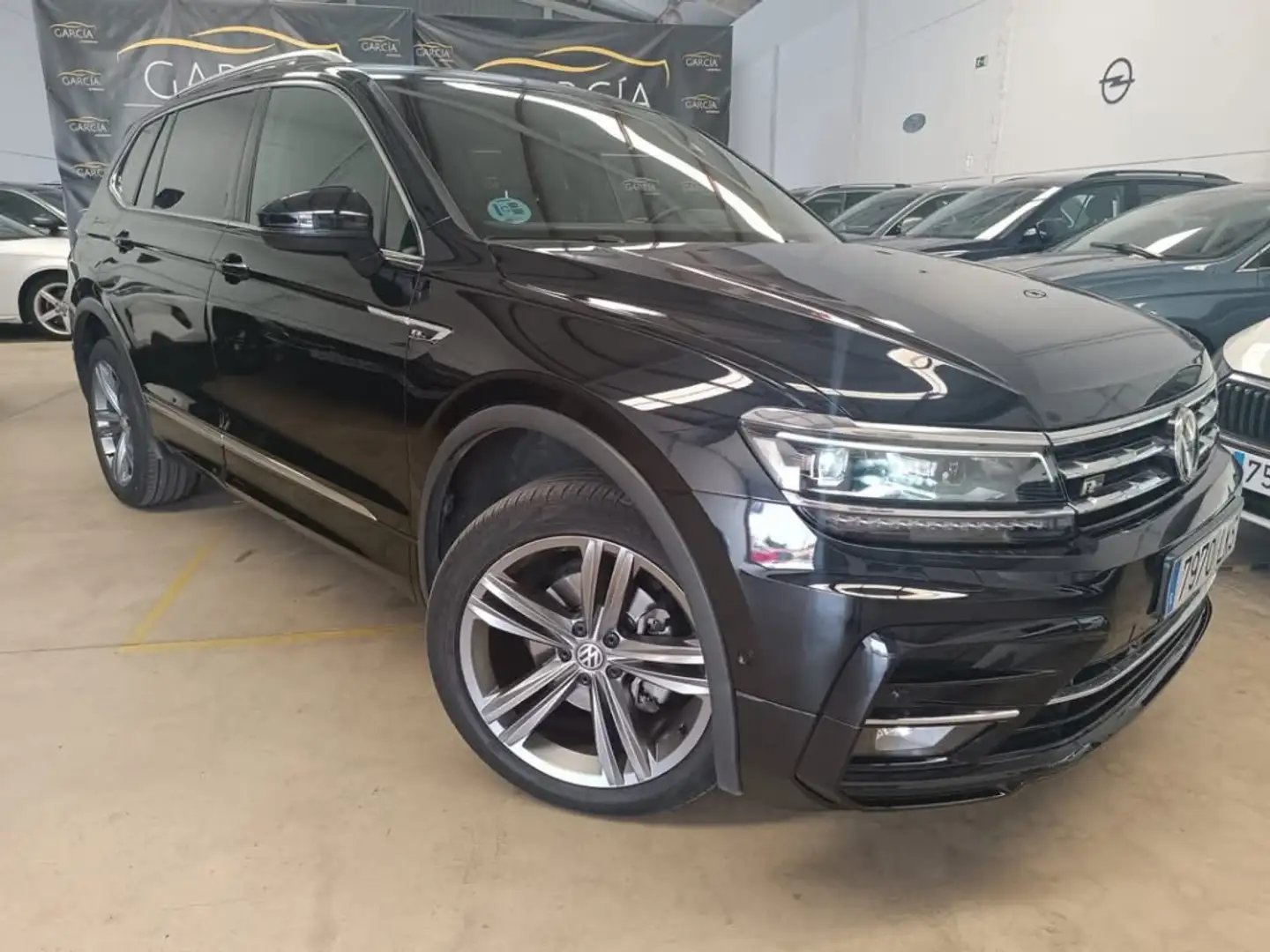 Volkswagen Tiguan Allspace 2.0TDI Sport 110kW Schwarz - 2