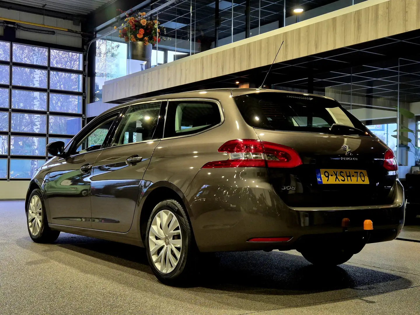 Peugeot 308 SW 1.6 BlueHDI Blue Lease Navigatie | Cruise | Tre Grau - 2