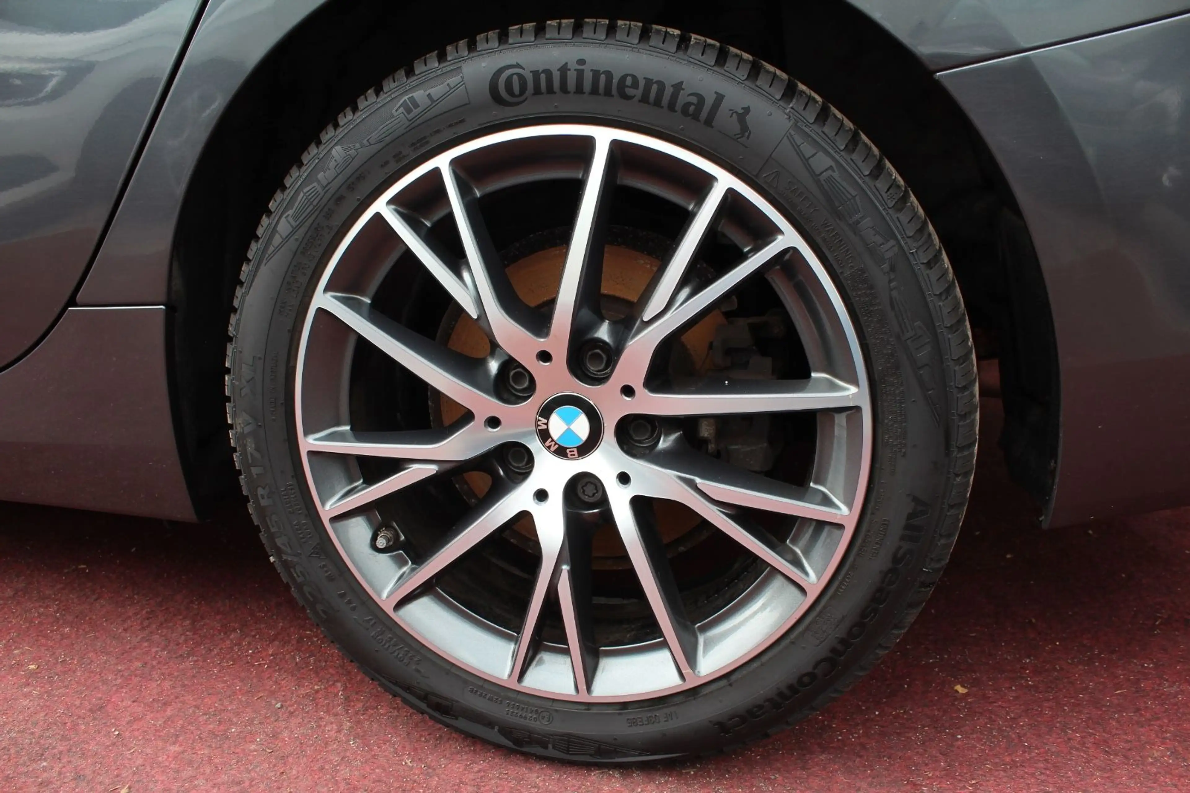 BMW 218 218 i GRAN COUPE KLIMA NAVI PDC AHK 6.GANG 2.Hd — photo 2