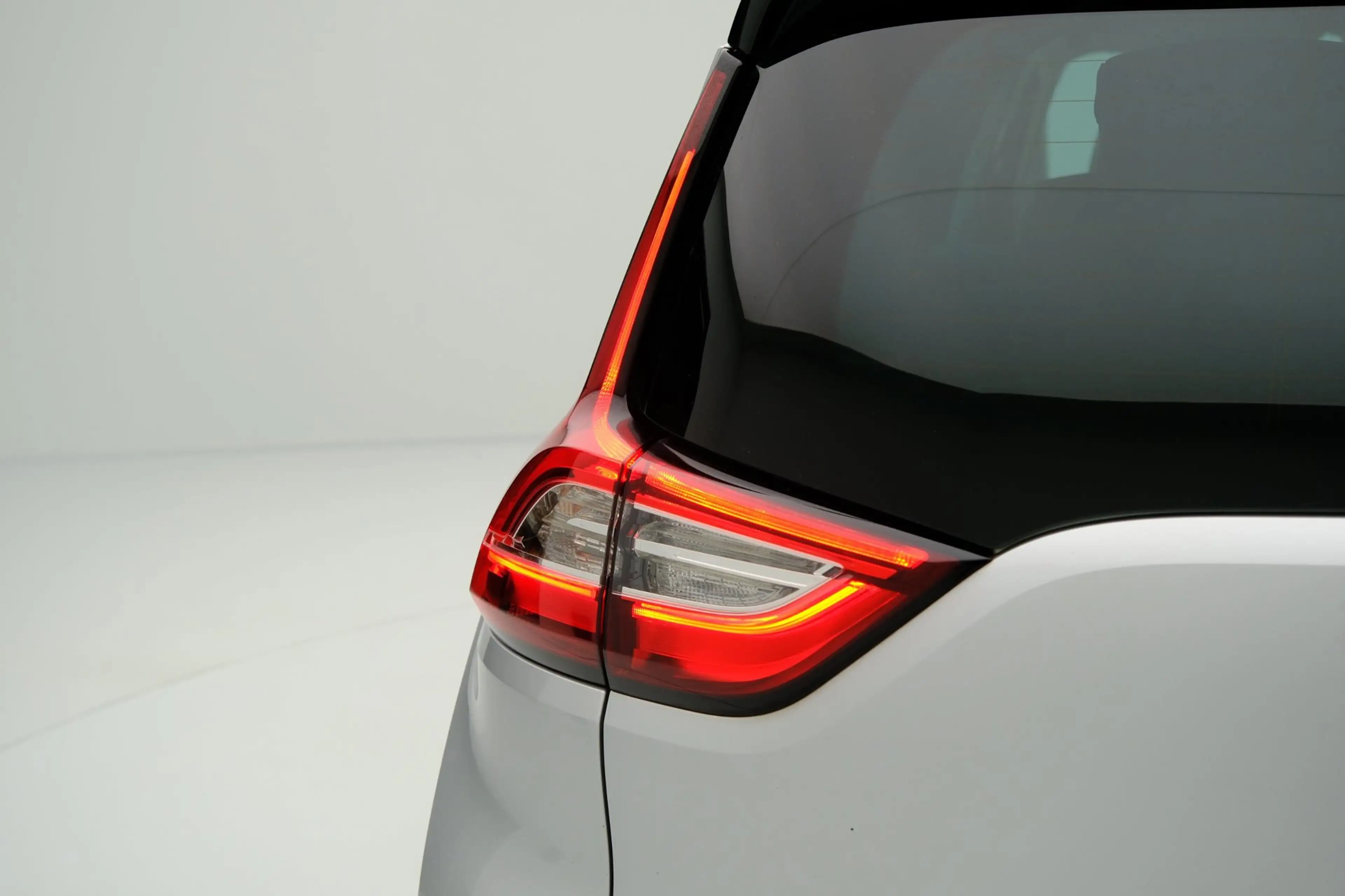 Renault Grand Scenic 1.3 TCe 140pk Intens 7-pers Navi|1e Eig|Half Leder — photo 21
