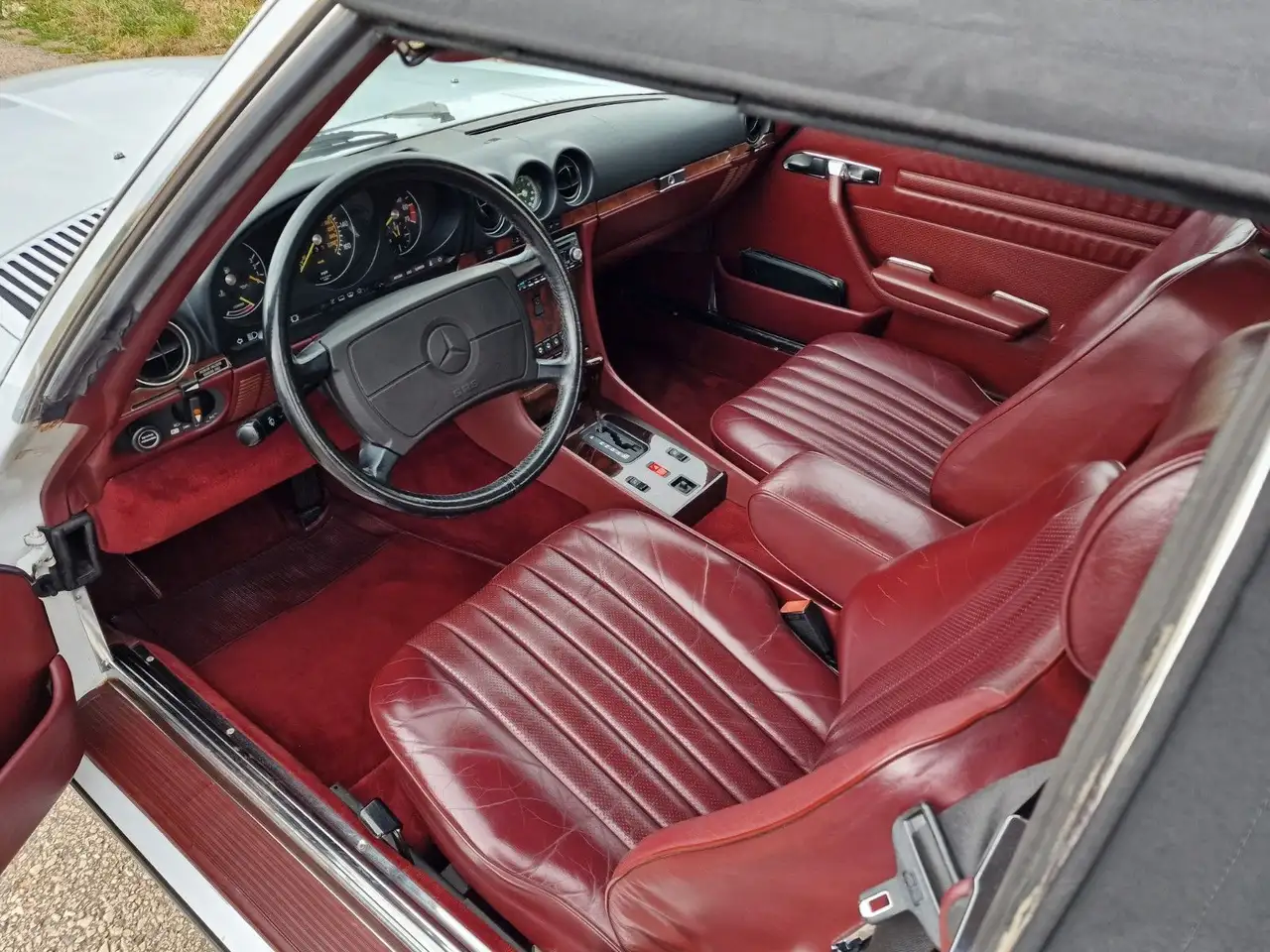 Mercedes-Benz SL 560, foto 9