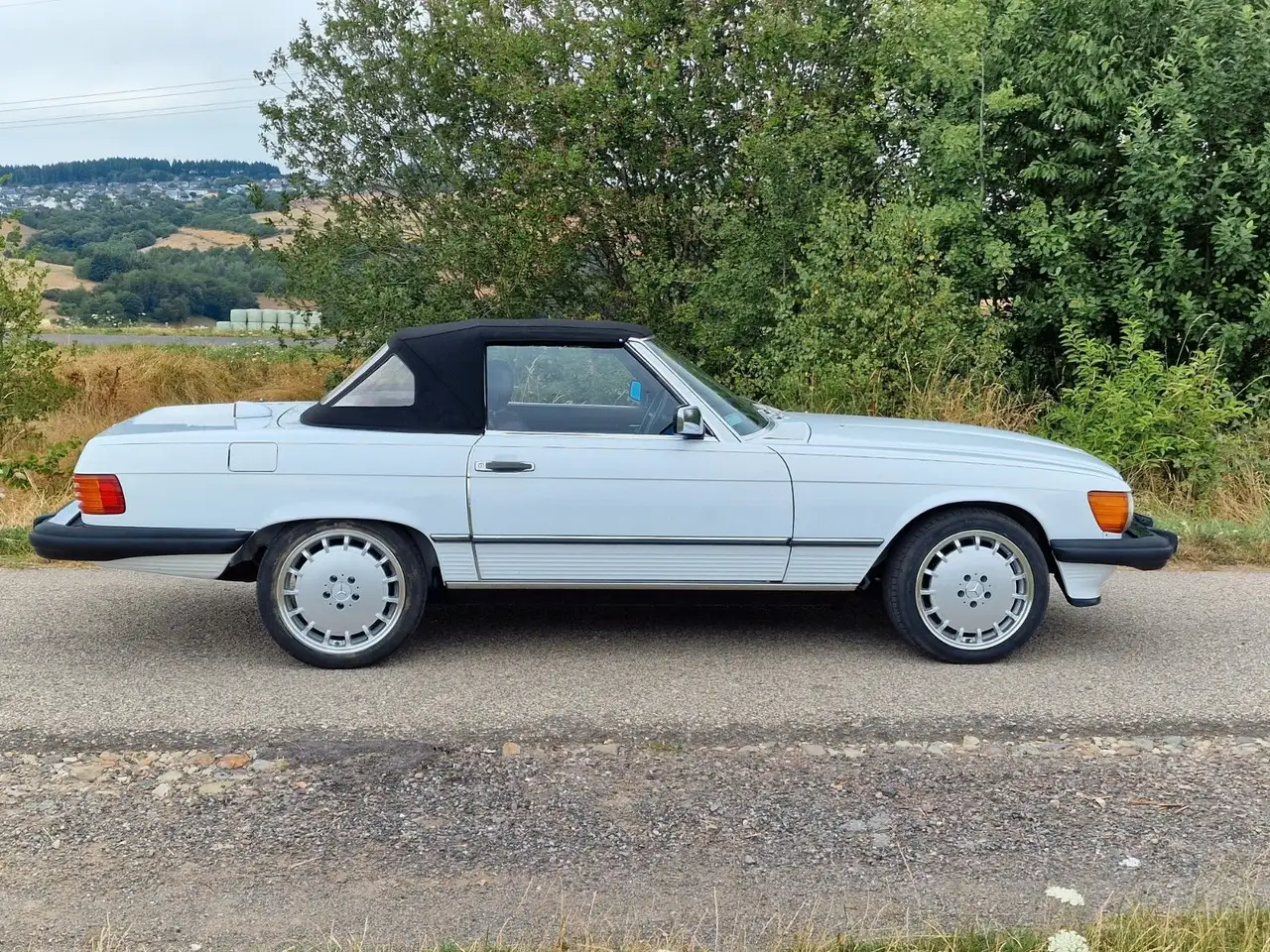 Mercedes-Benz SL 560, foto 6