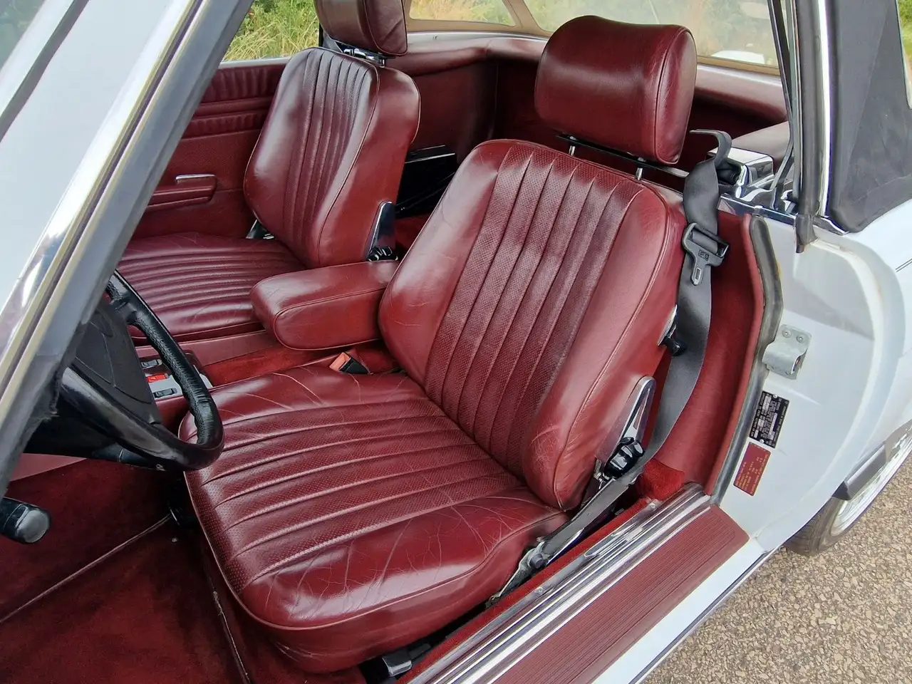 Mercedes-Benz SL 560, foto 11
