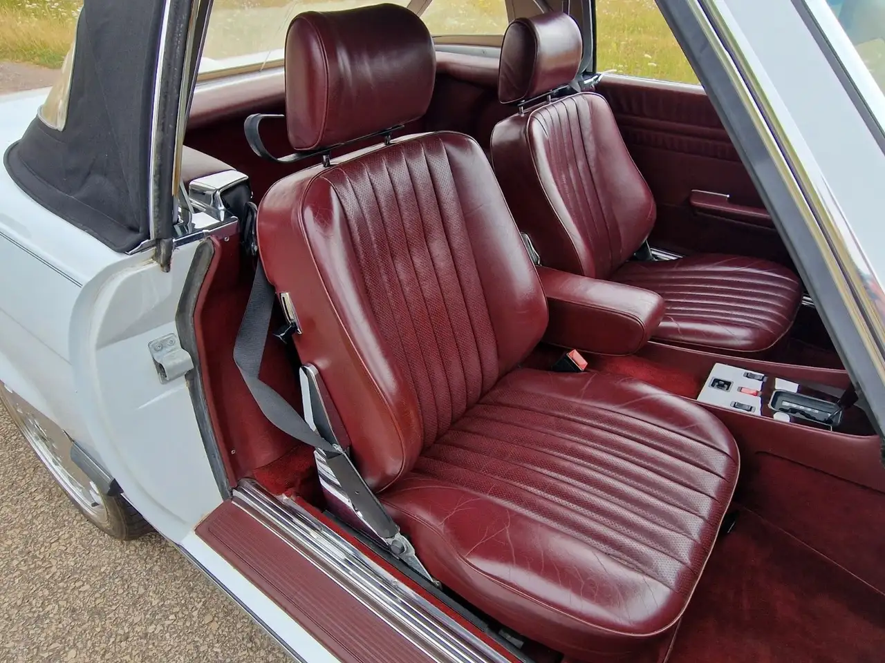 Mercedes-Benz SL 560, foto 12