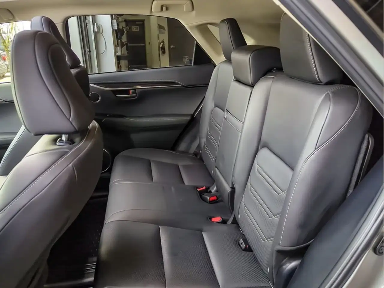 Lexus NX снимка Lexus NX