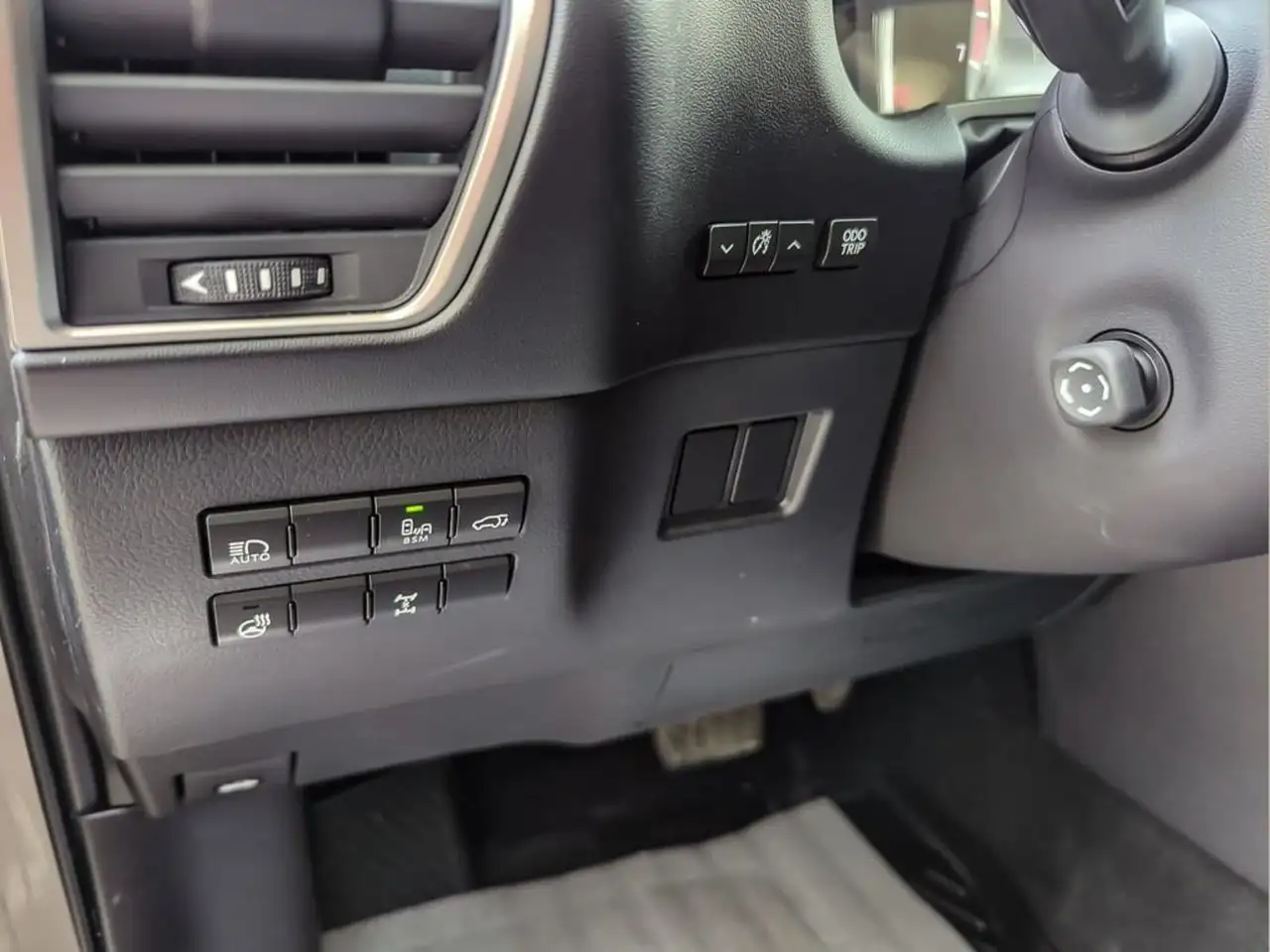 Lexus NX снимка Lexus NX