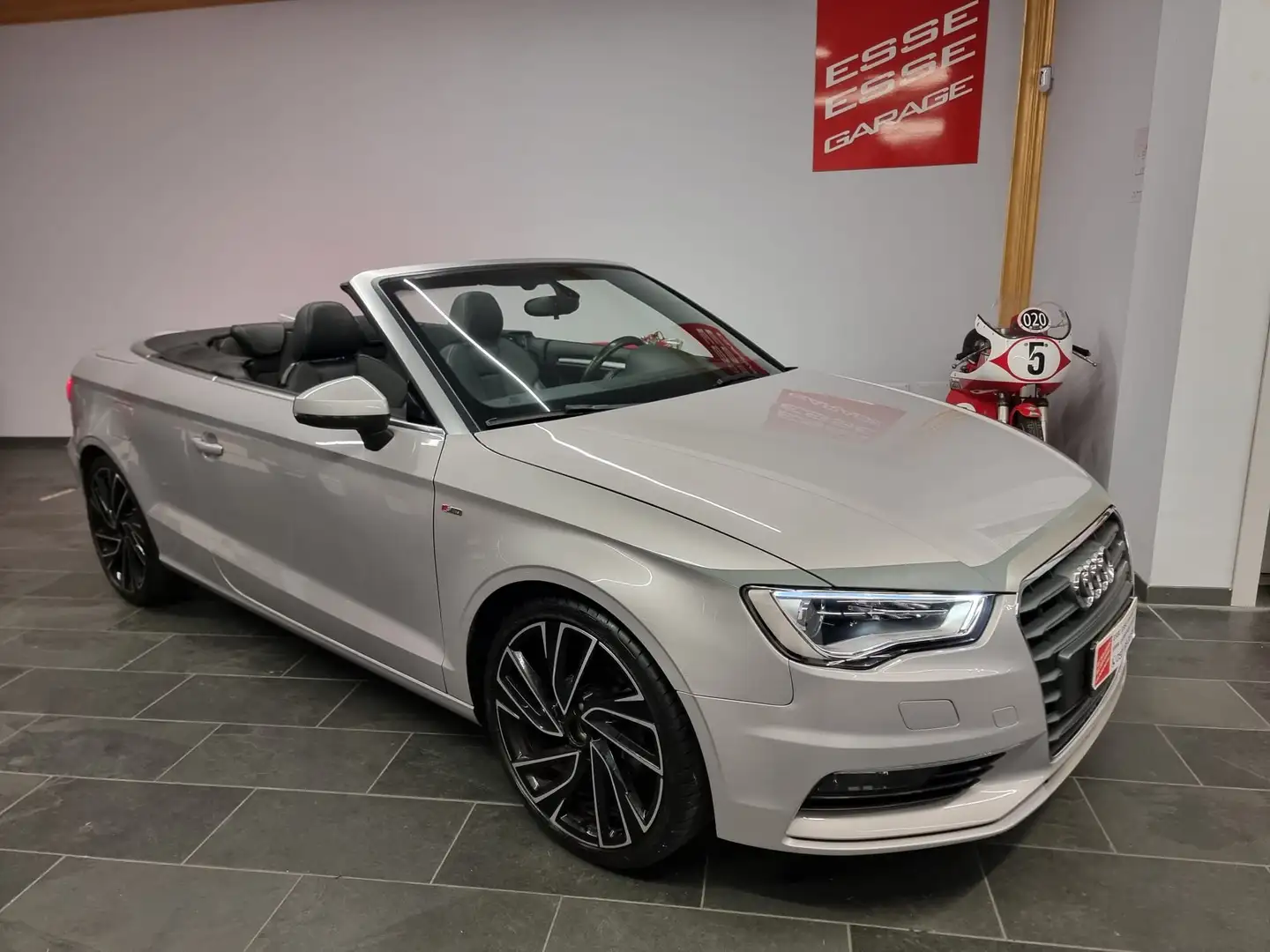 Audi A3 A3 Cabrio 2.0 tdi Ambition 150cv Argento - 1