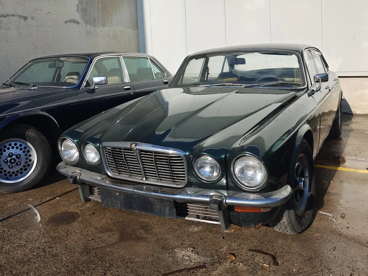Jaguar XJ6 Series 2 (1977) 4.2 Groen - 2