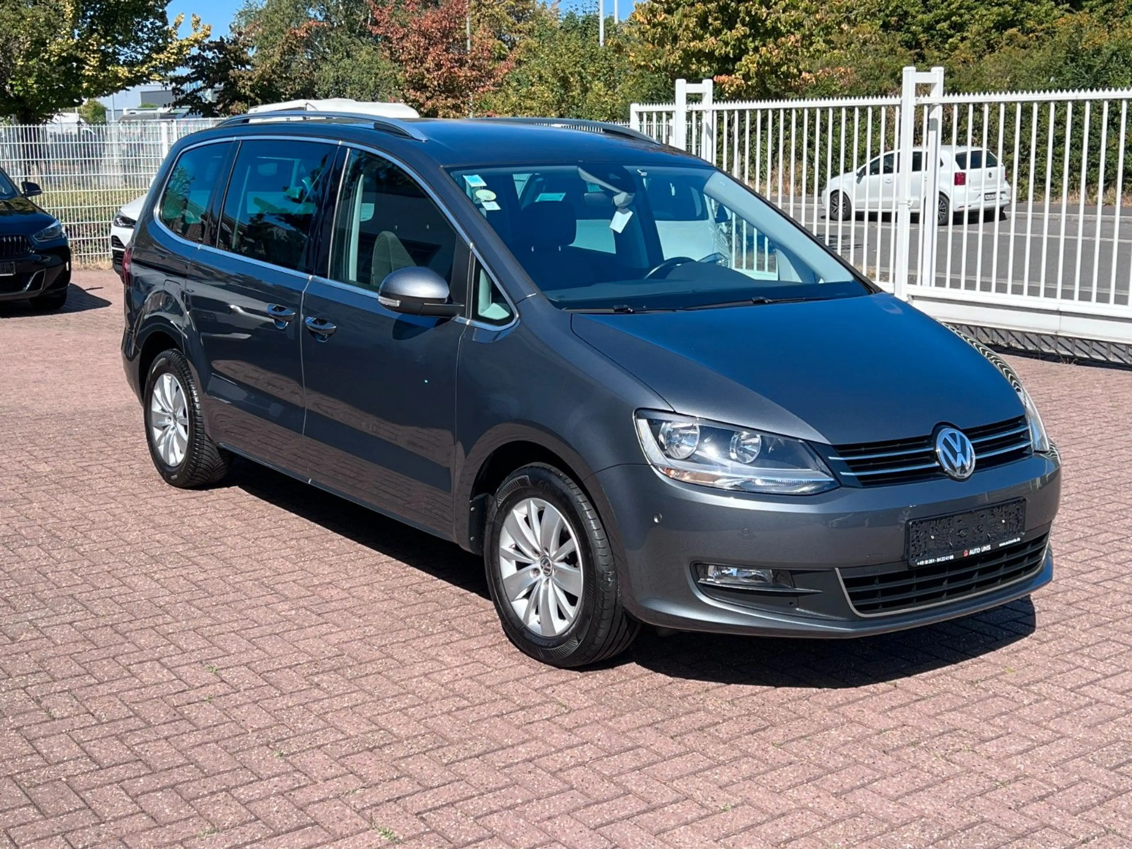 Volkswagen Sharan 2.0 TDi Comfortline Navi Cam 1.Hand — photo 3