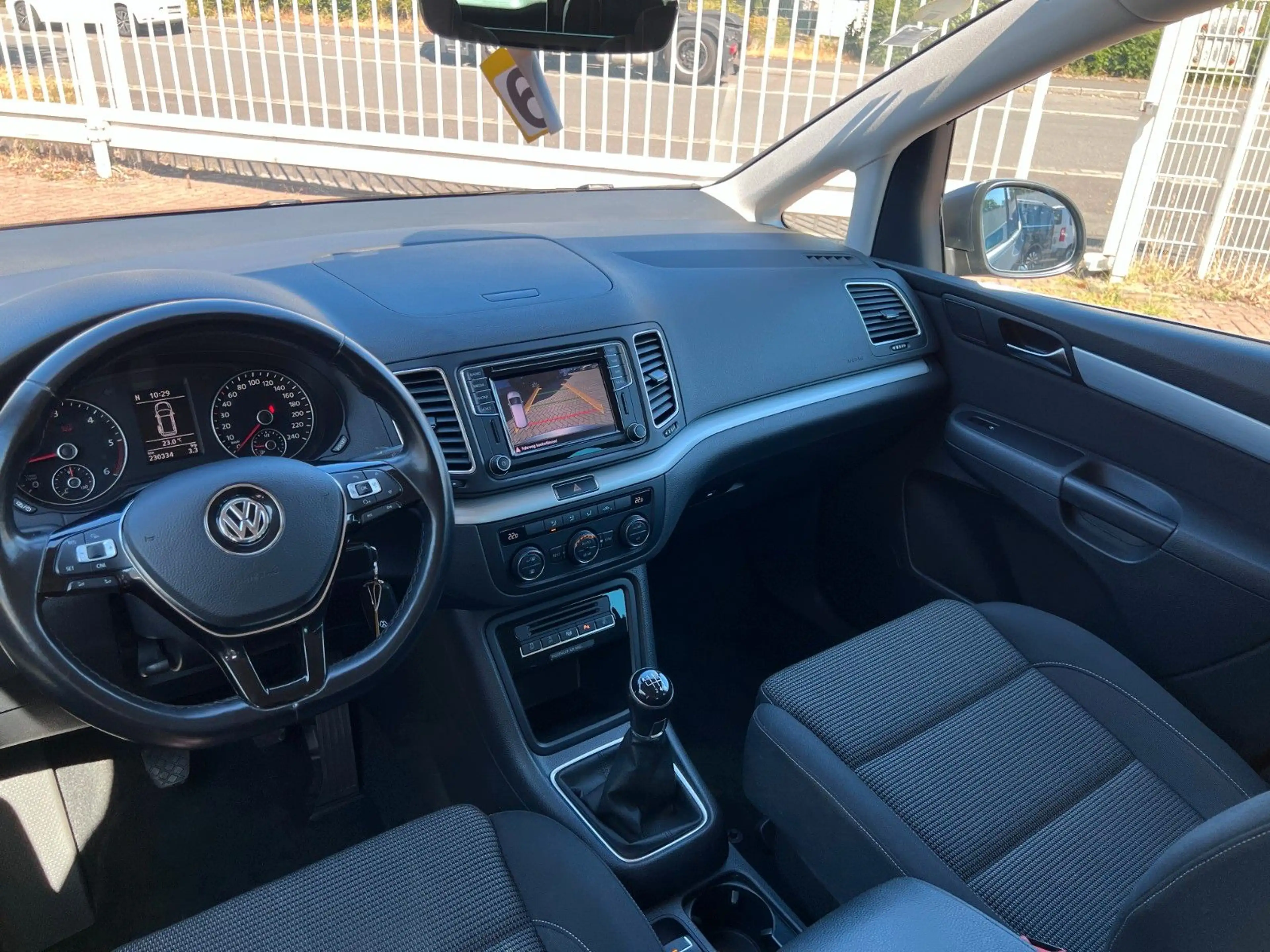 Volkswagen Sharan 2.0 TDi Comfortline Navi Cam 1.Hand — photo 15