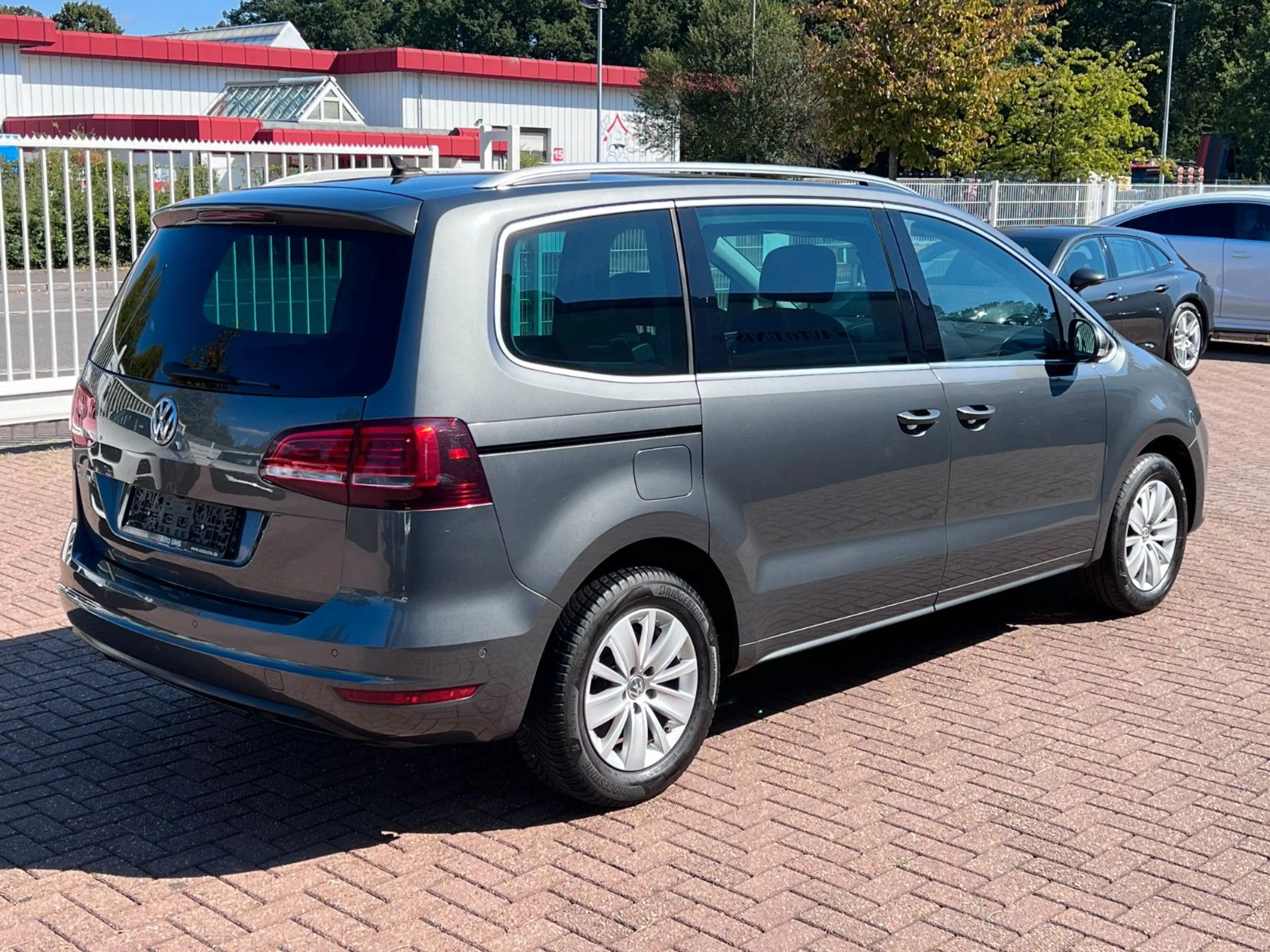 Volkswagen Sharan 2.0 TDi Comfortline Navi Cam 1.Hand — photo 7