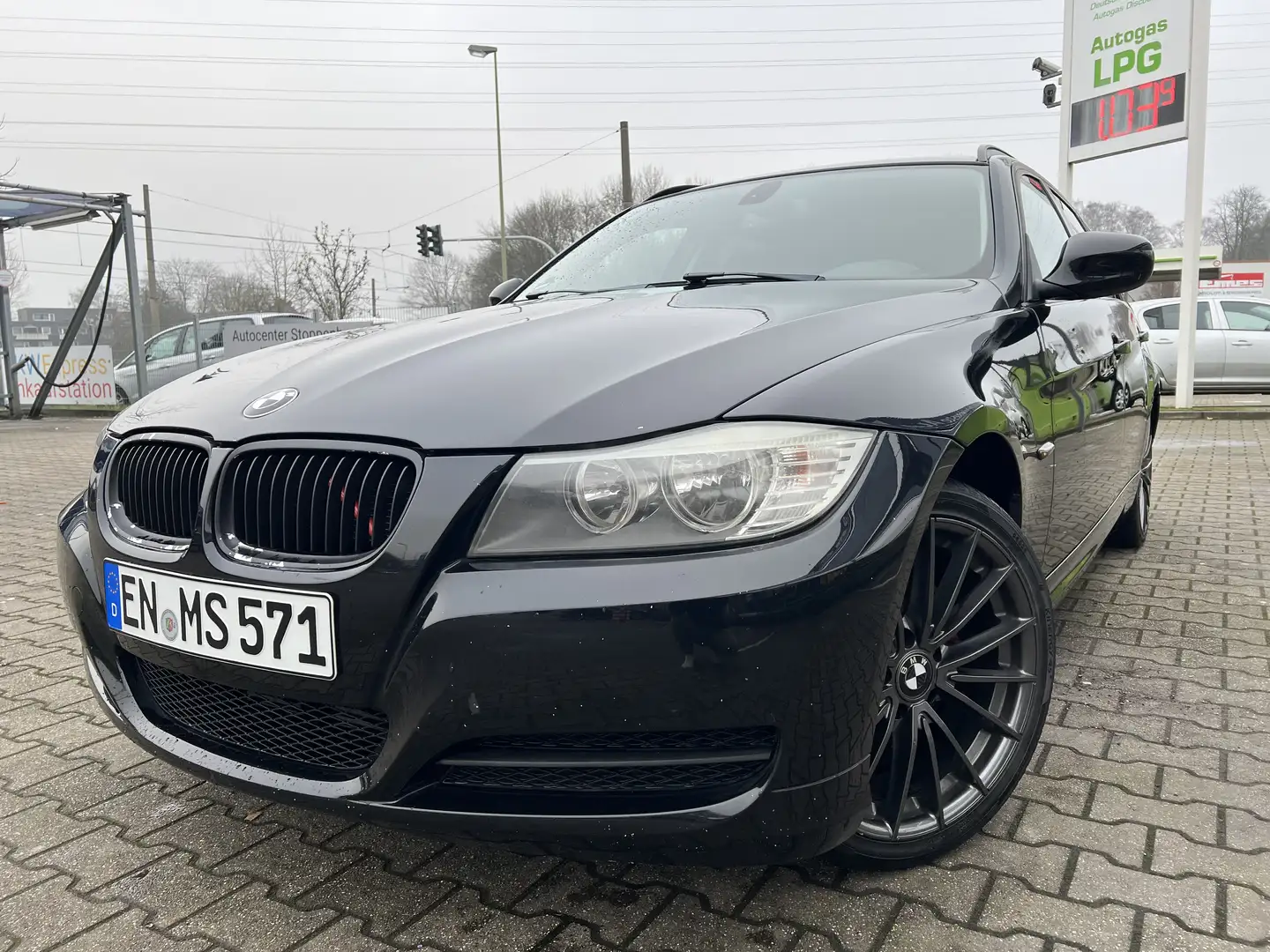 BMW 316 316d DPF Touring - 1