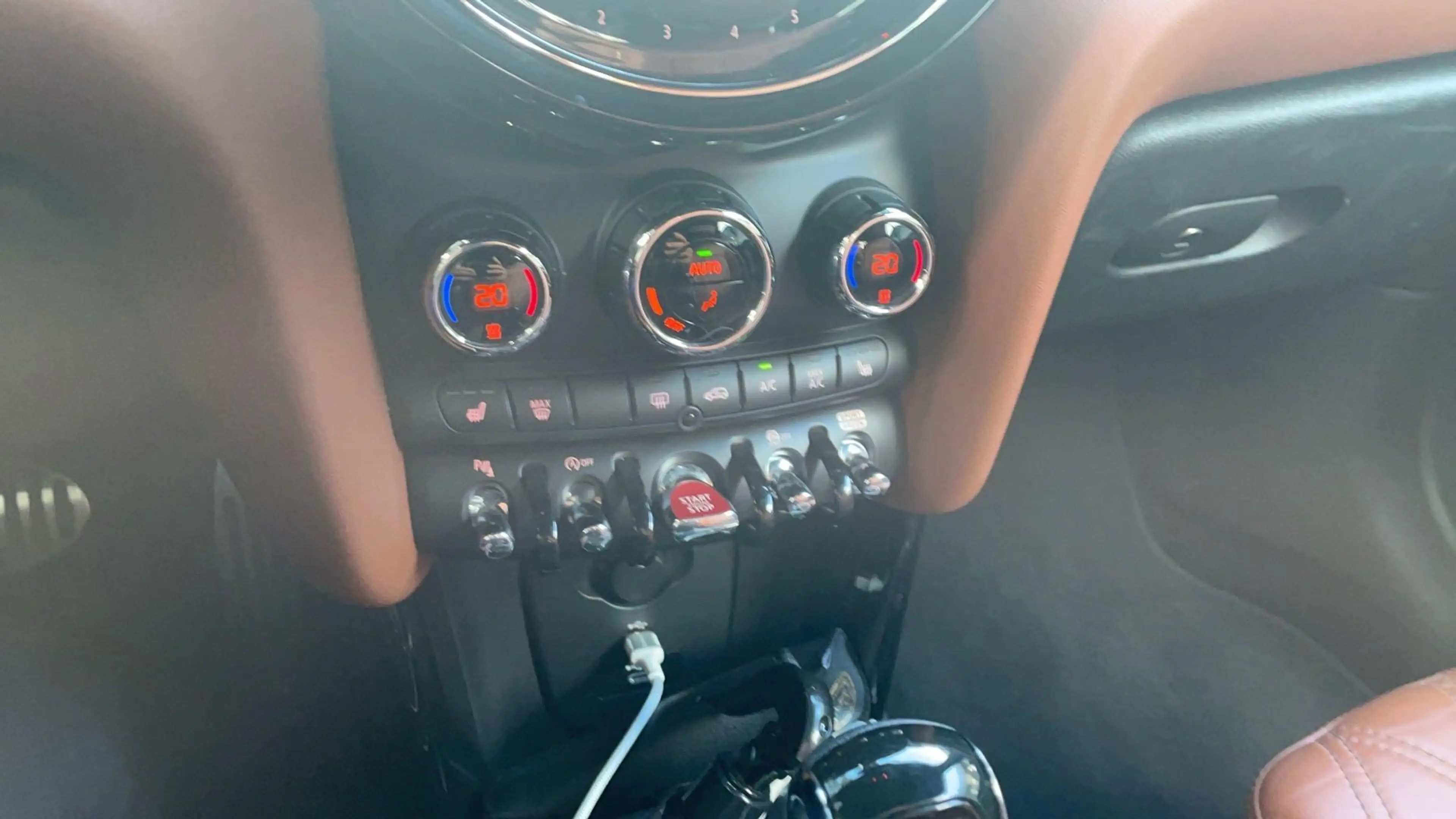 MINI Cooper S Cabrio 2.0 John Cooper Works 178 PK | Automaat | Connecte — photo 14
