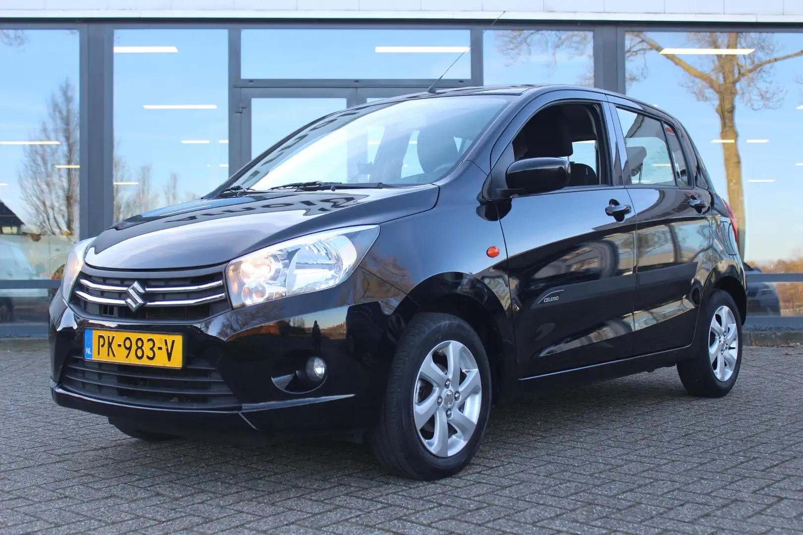 Suzuki Celerio 1.0 Exclusive Zwart - 2