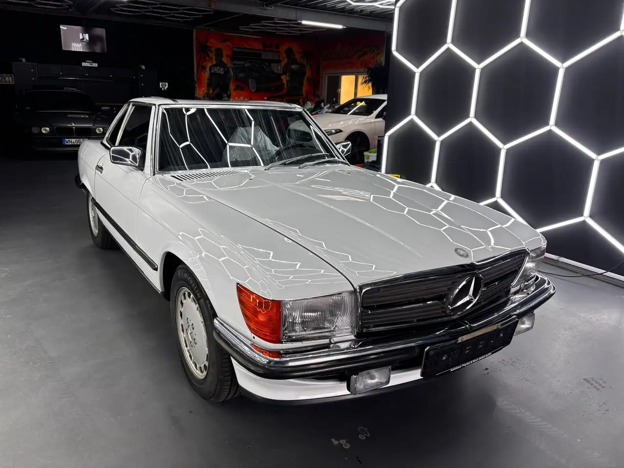 Mercedes-Benz 500 SL R107 – 45.058 km – Deutsche Erstauslieferung, foto 4