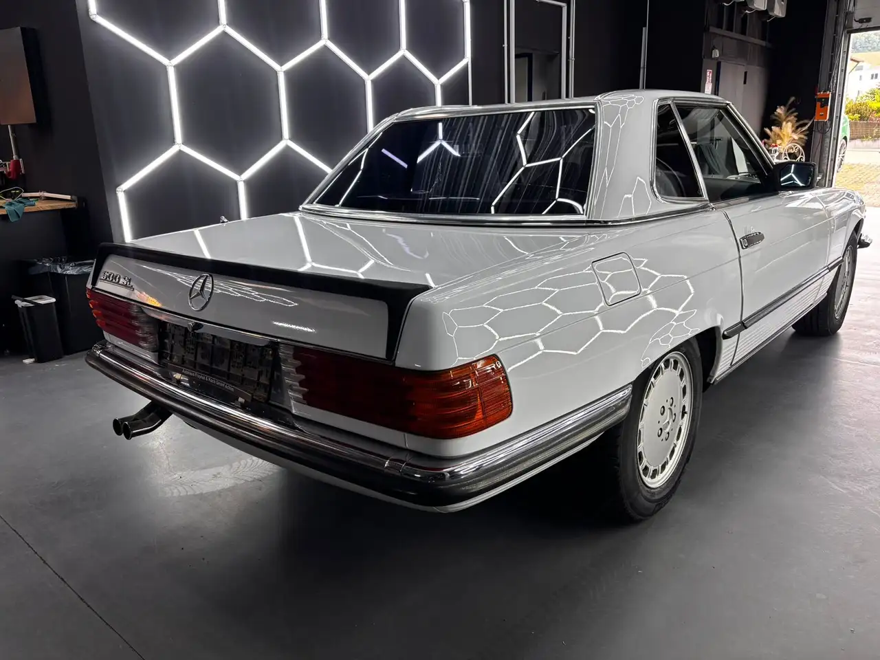 Mercedes-Benz 500 SL R107 – 45.058 km – Deutsche Erstauslieferung, foto 7
