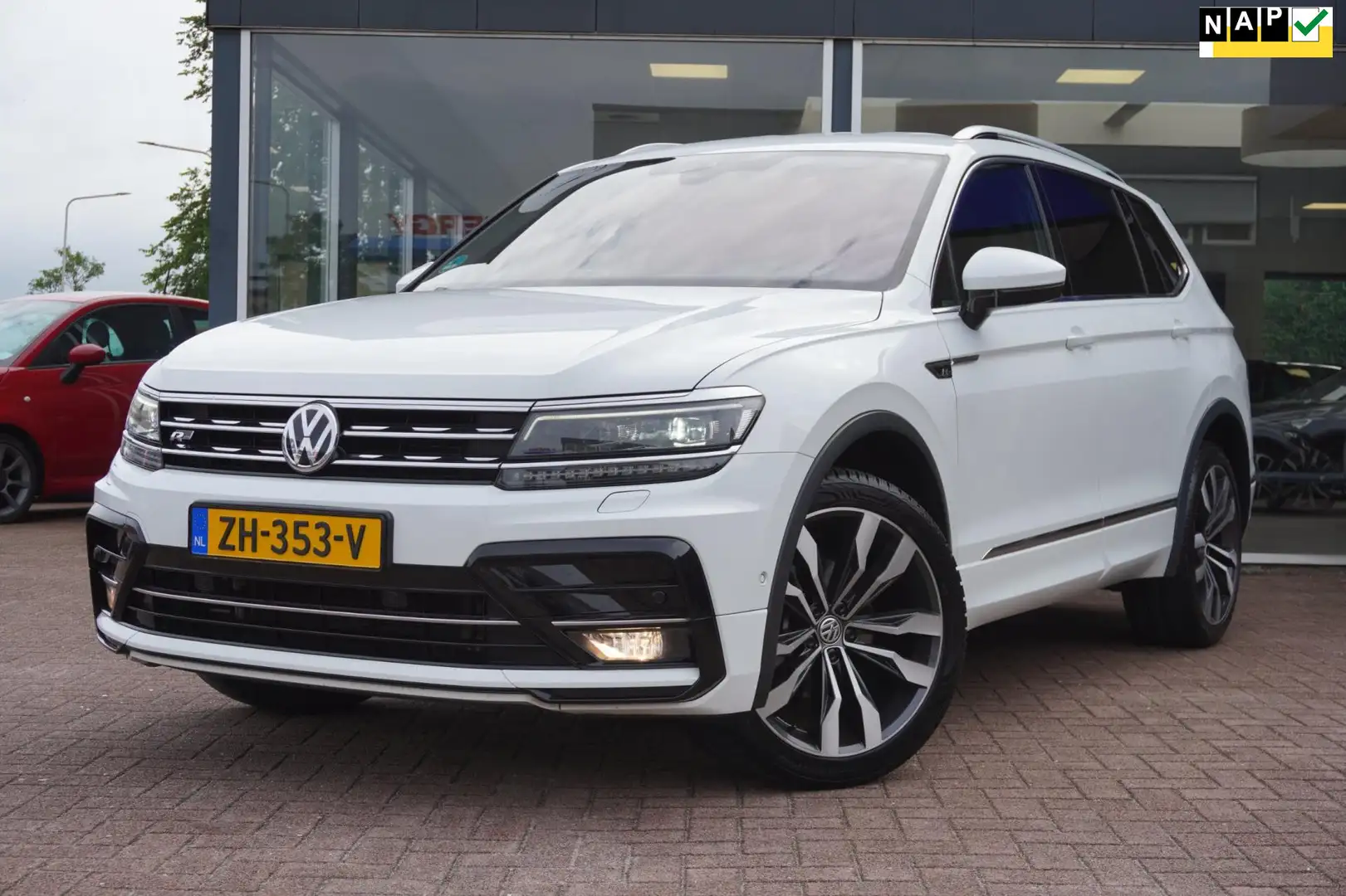 Volkswagen Tiguan Allspace 1.5 TSI Highline Business RLine | Automaat | Vol o Weiß - 1