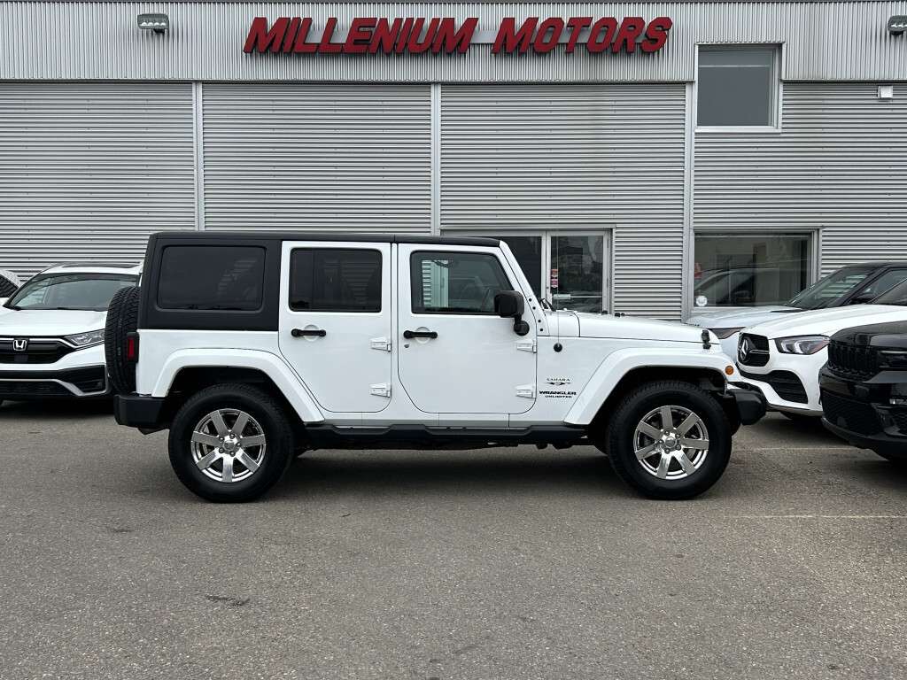 2016 Jeep Wrangler UNLIMITED SAHARA 4X4 - AUTOMATIC/NAVIGATION/HTD SE — снимка 1