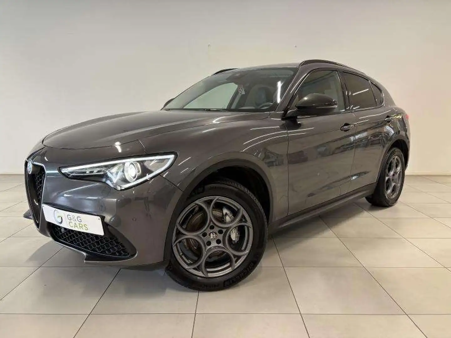 Alfa Romeo Stelvio B-Tech Gris - 1