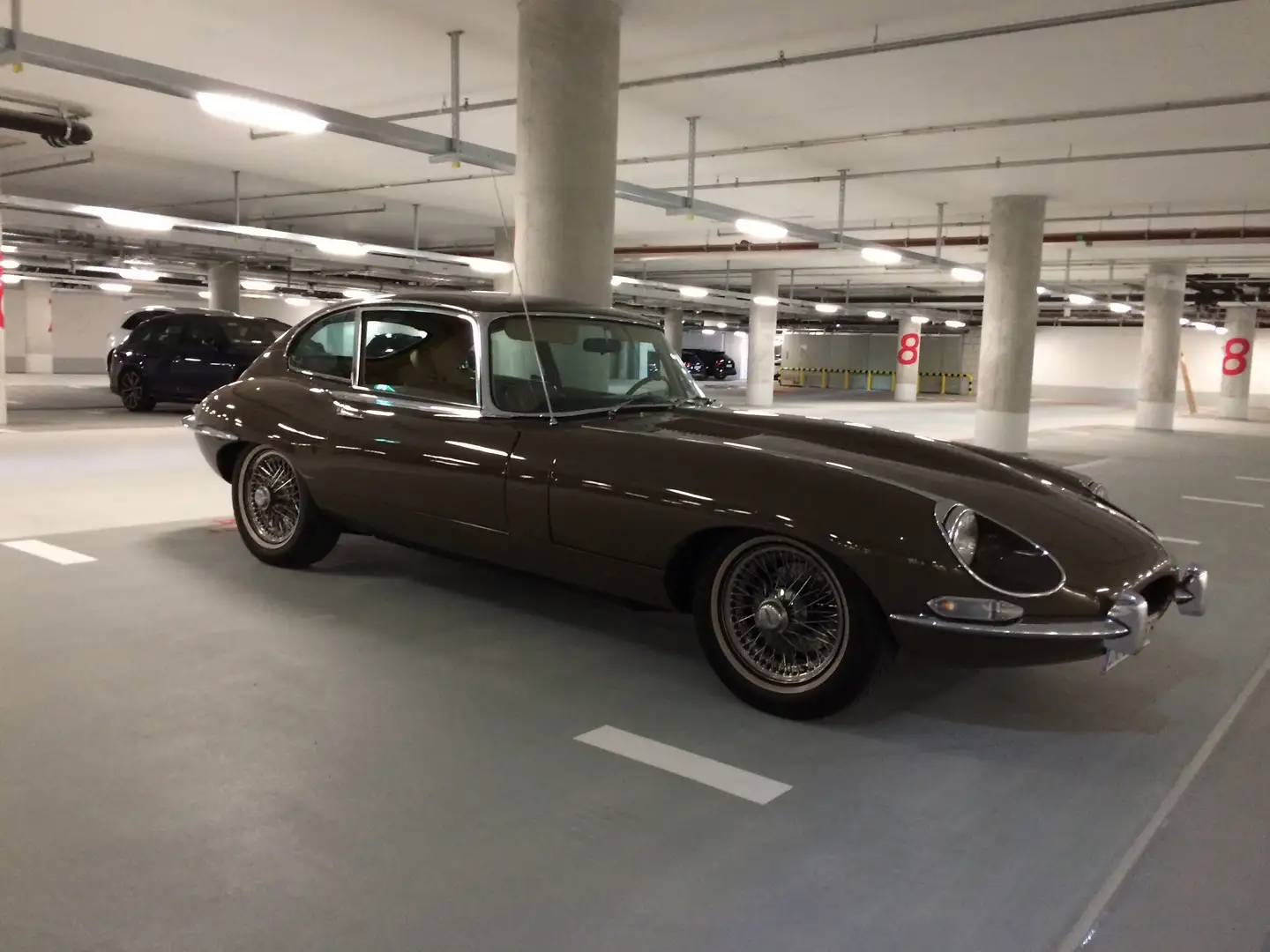Jaguar E-Type Serie 1,5 2+2 Brown - 1