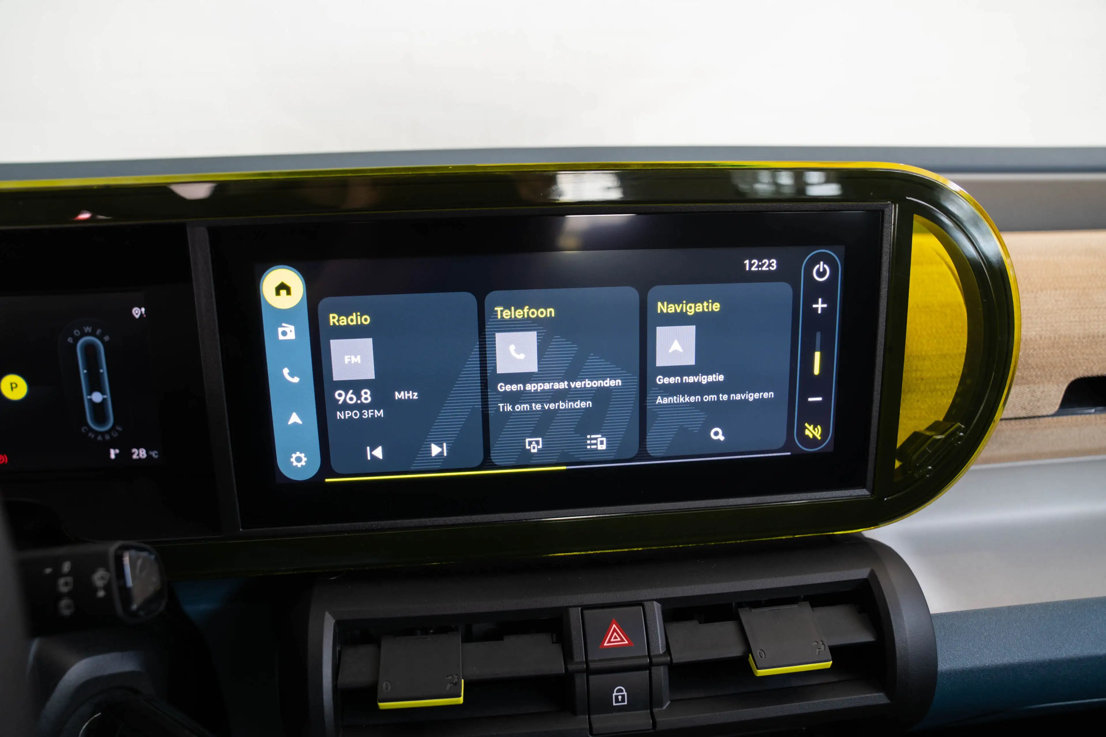 Fiat Grande Panda La Prima 11 kW 44 kWh | Tot 8 Jaar Garantie | Navi — photo 28