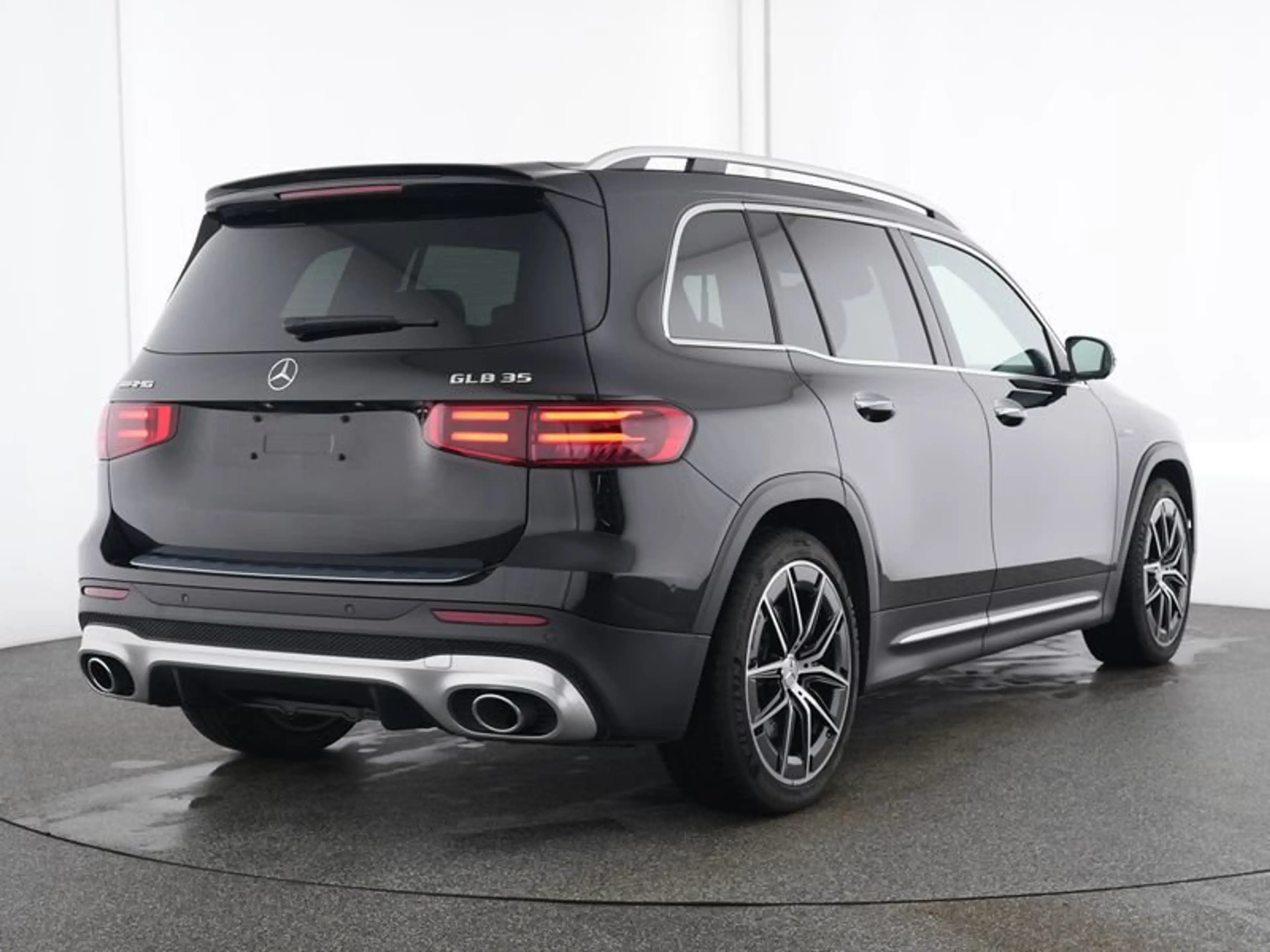 Mercedes-Benz GLB 35 AMG GLB 35 4M AMG AHK/Sound/MuBe/MBUX/Pano/HeadUp/20 — photo 3