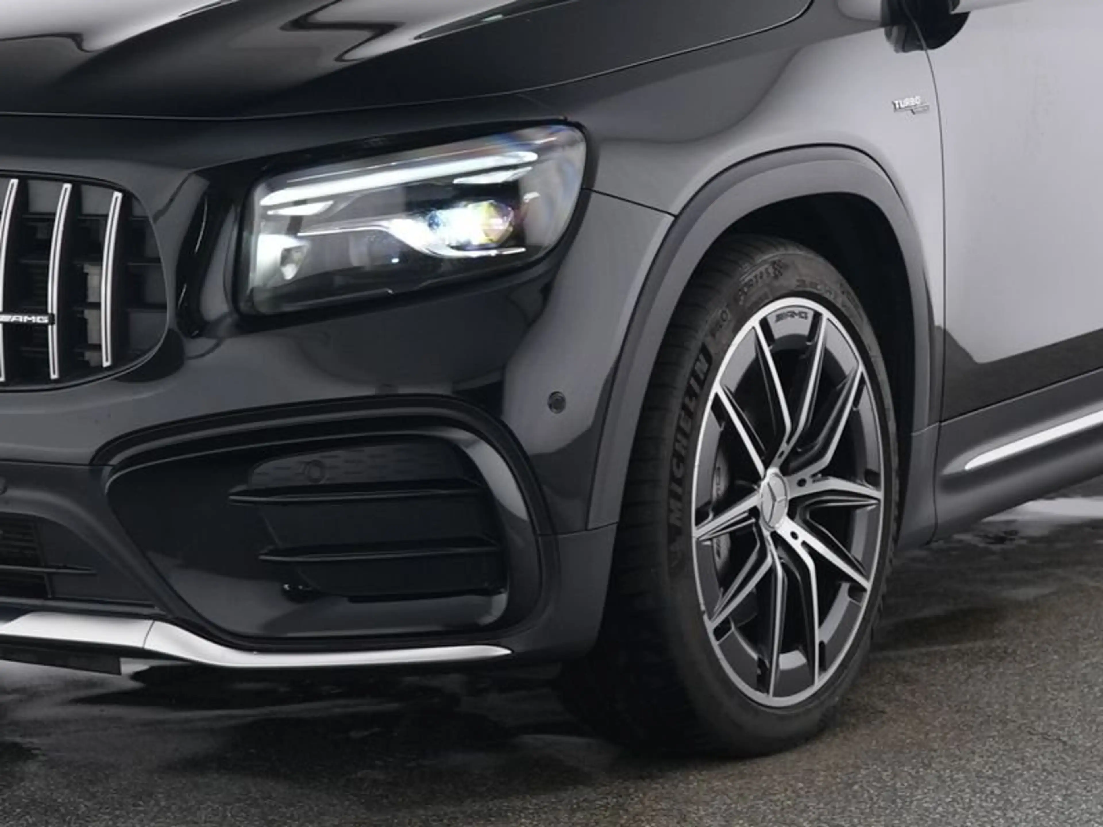 Mercedes-Benz GLB 35 AMG GLB 35 4M AMG AHK/Sound/MuBe/MBUX/Pano/HeadUp/20 — photo 2