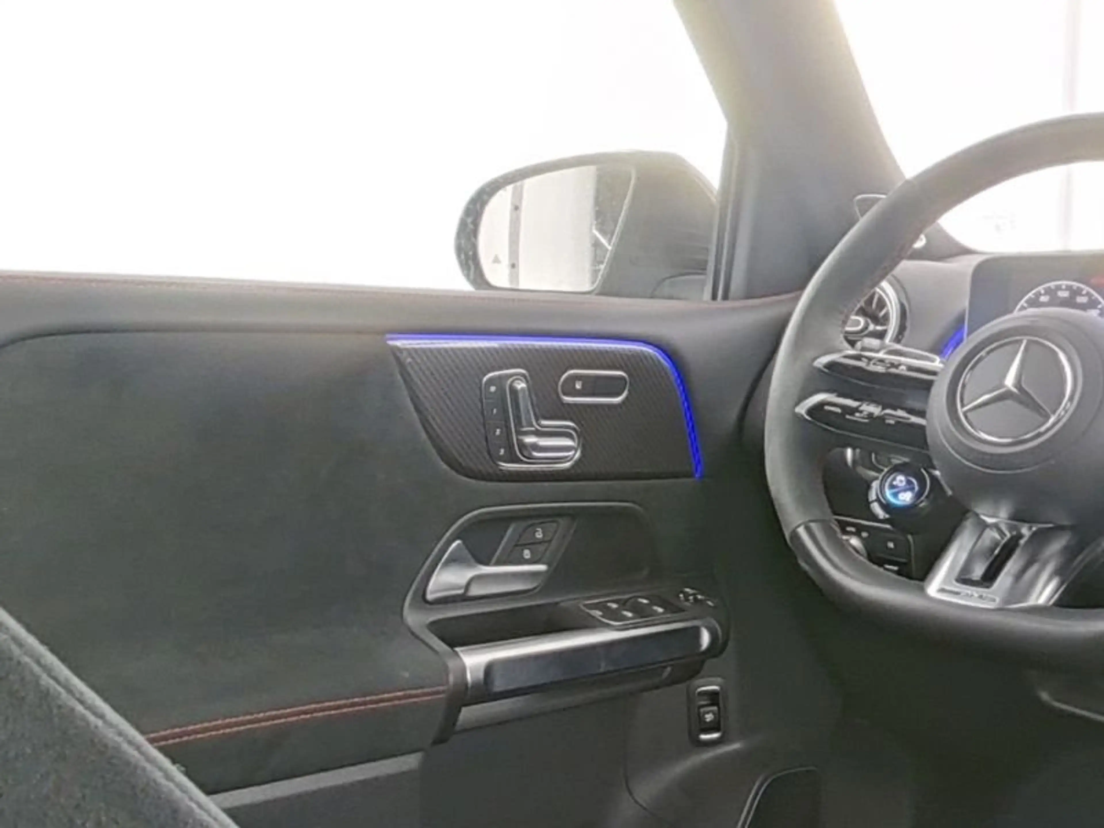 Mercedes-Benz GLB 35 AMG GLB 35 4M AMG AHK/Sound/MuBe/MBUX/Pano/HeadUp/20 — photo 8