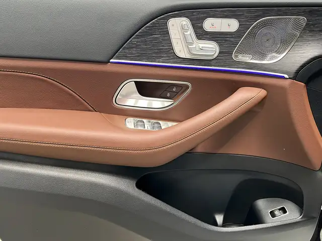 Mercedes-Benz Gle Class view 13