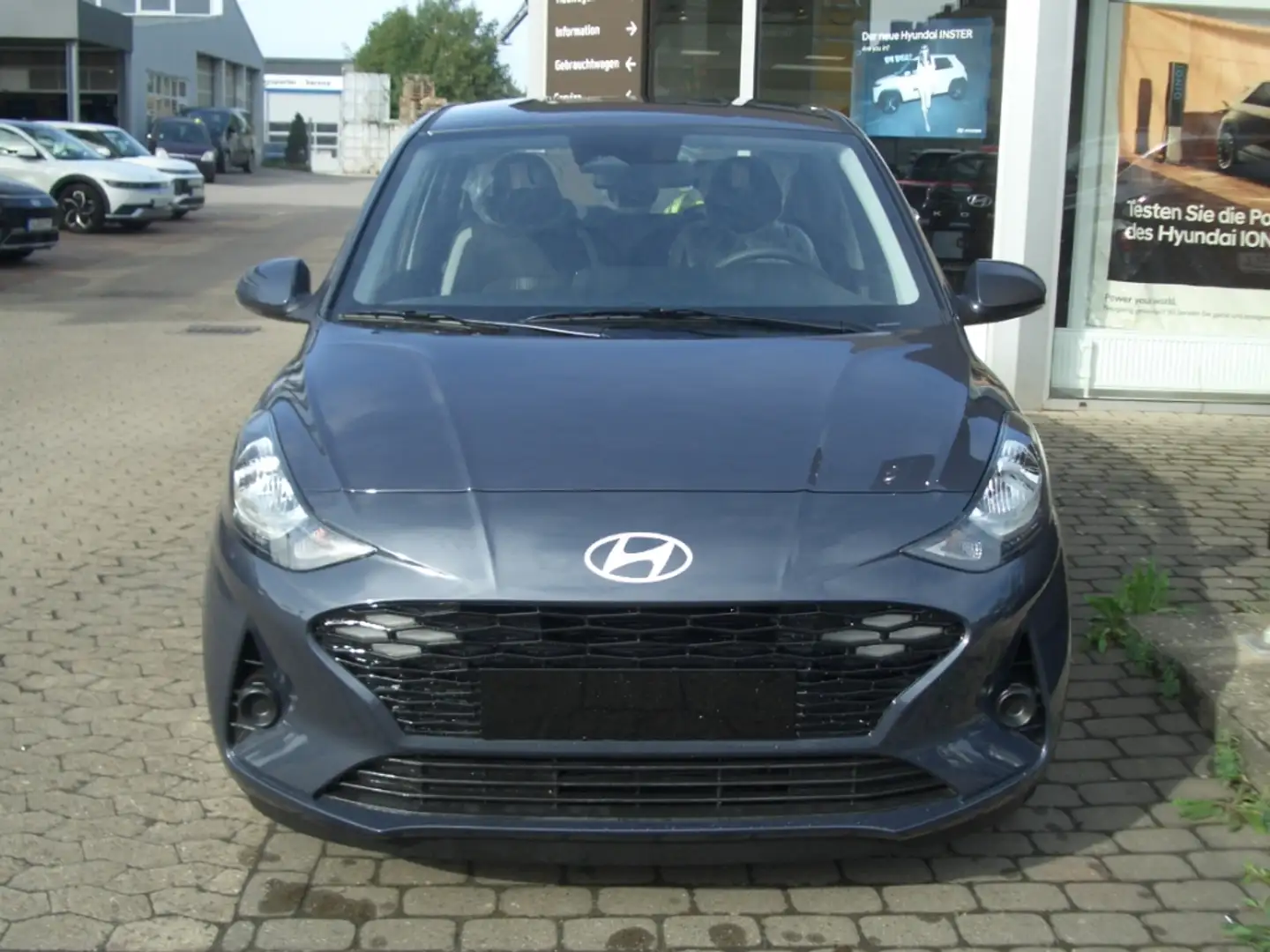 Hyundai i10 Facelift 1.2 AT Trend Navigation, Kamera Gris - 2
