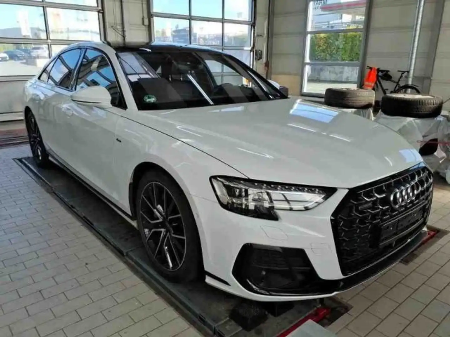 Audi A8 55 TFSI QU S-LINE 5JG+MATRIX+NAV+AIR+PANO+B&O Weiß - 2