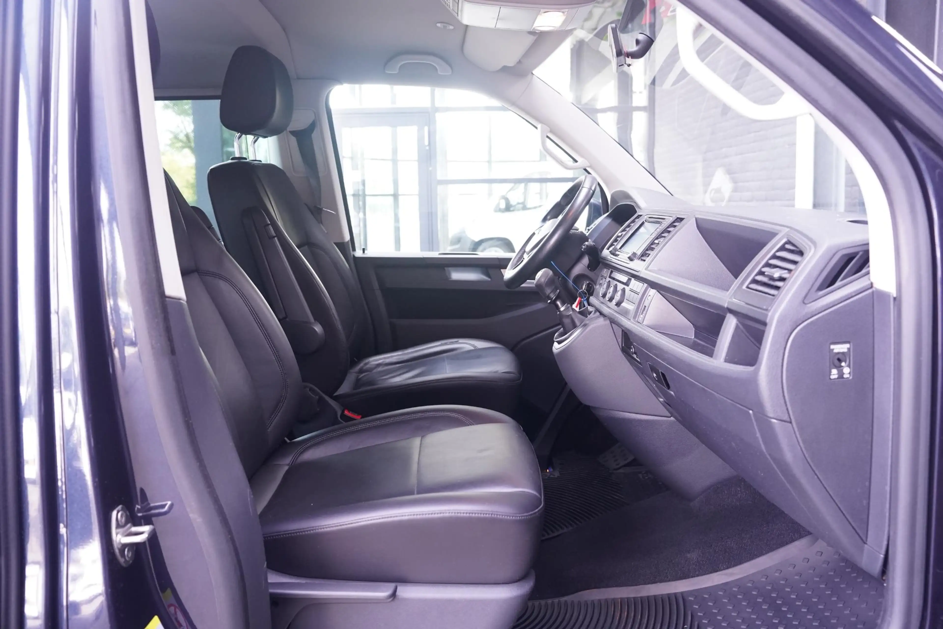 Volkswagen Transporter 2.0 TDI 150 pk Dubbel Cabine Airco, Leder Zwart Cr — photo 19