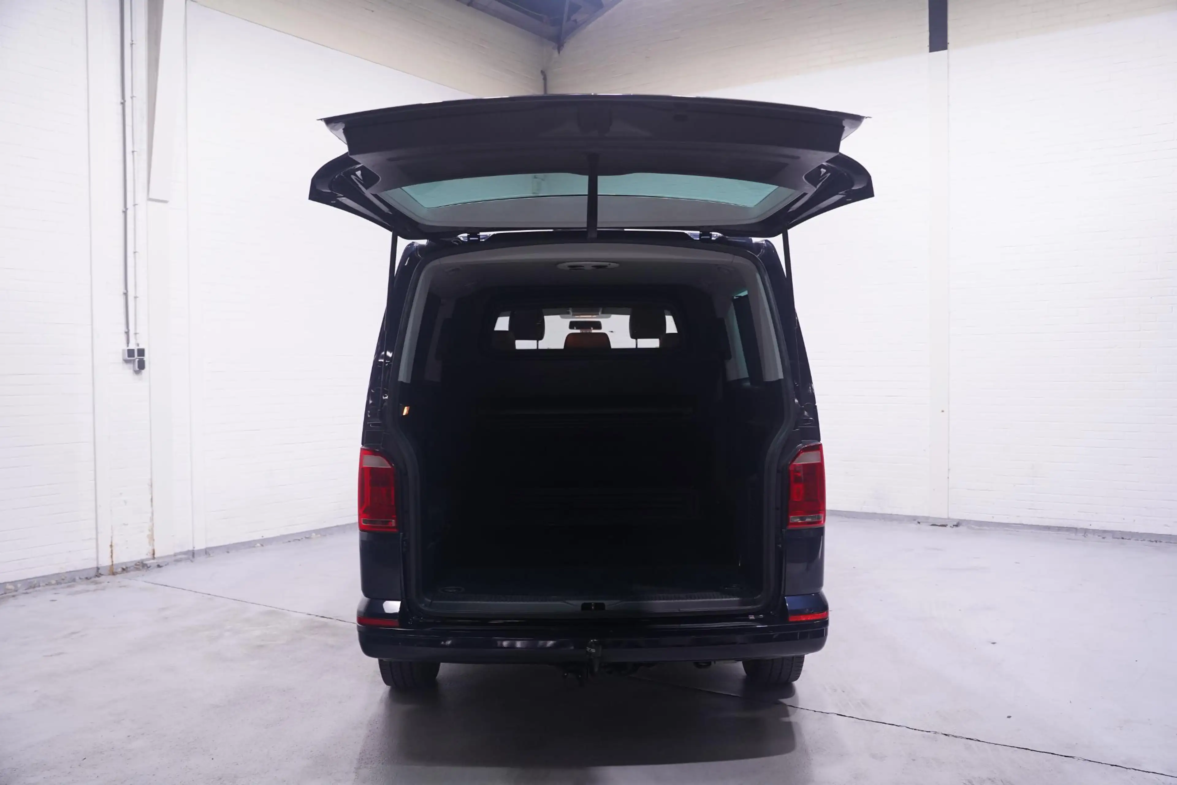Volkswagen Transporter 2.0 TDI 150 pk Dubbel Cabine Airco, Leder Zwart Cr — photo 12