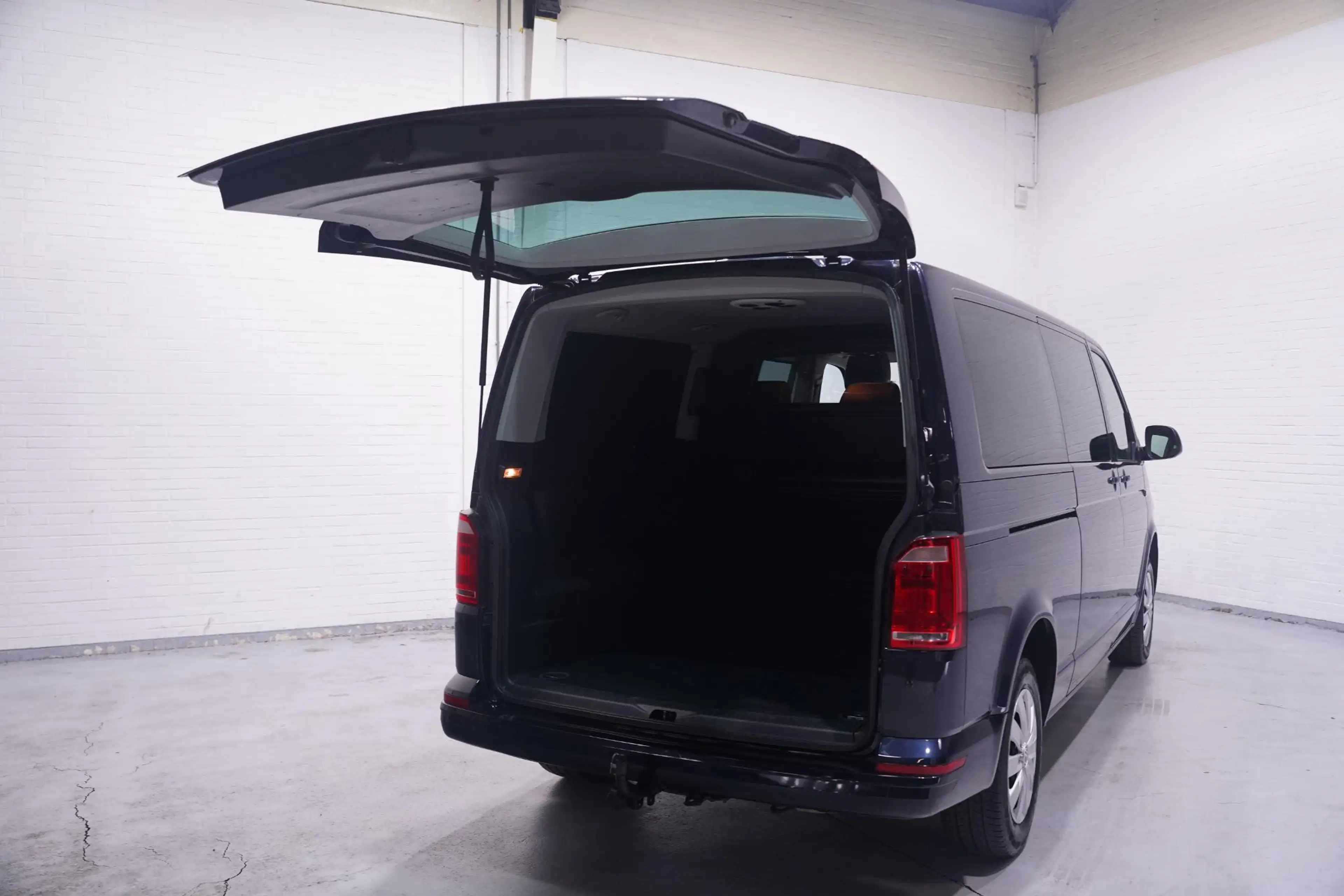 Volkswagen Transporter 2.0 TDI 150 pk Dubbel Cabine Airco, Leder Zwart Cr — photo 13