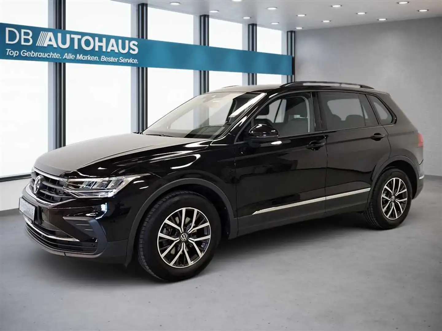 Volkswagen Tiguan Life 2.0 TDI DSG Schwarz - 1