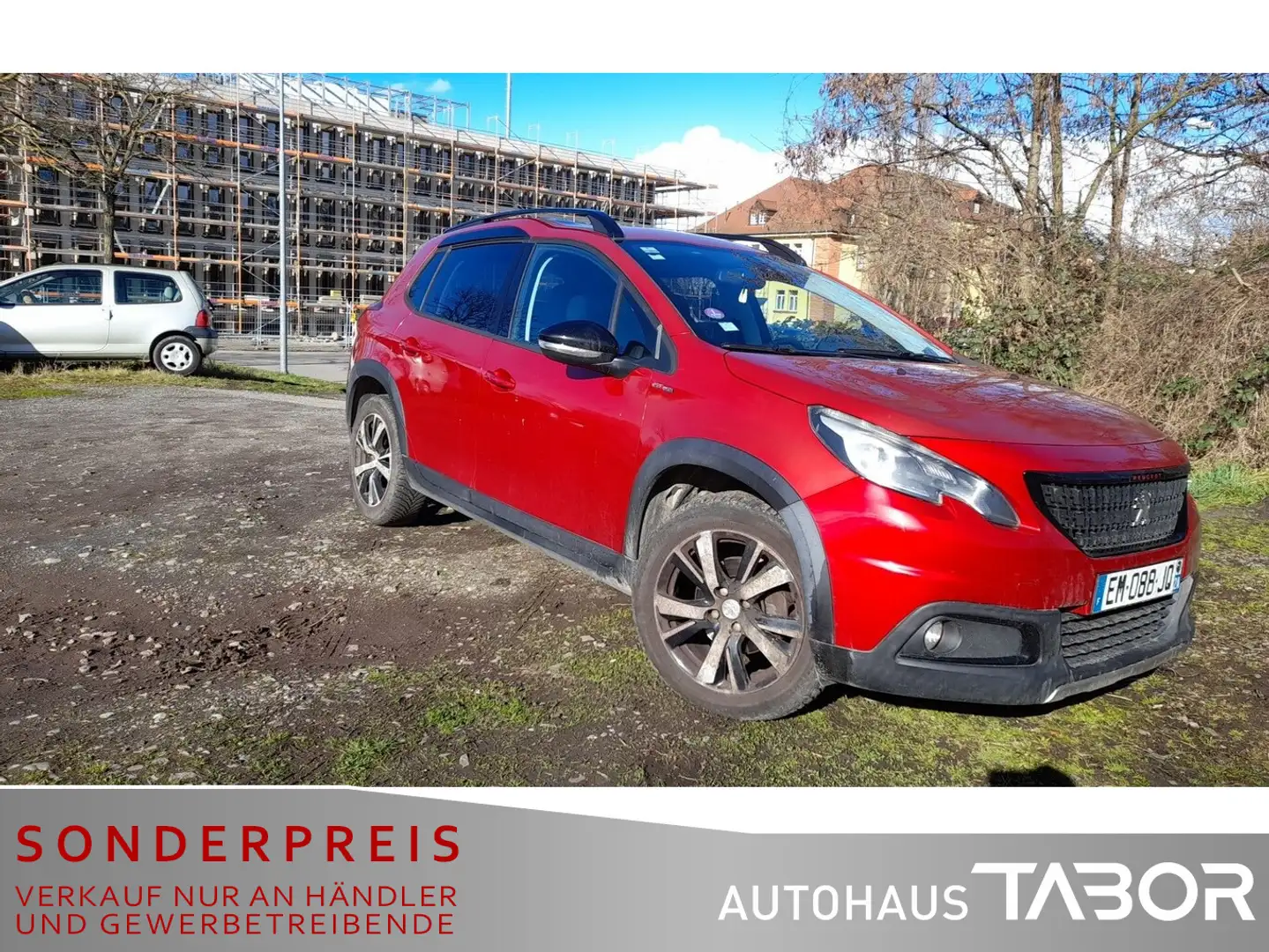 Peugeot 2008 1.2 PureTech Allure Teilleder Navi LM - 2