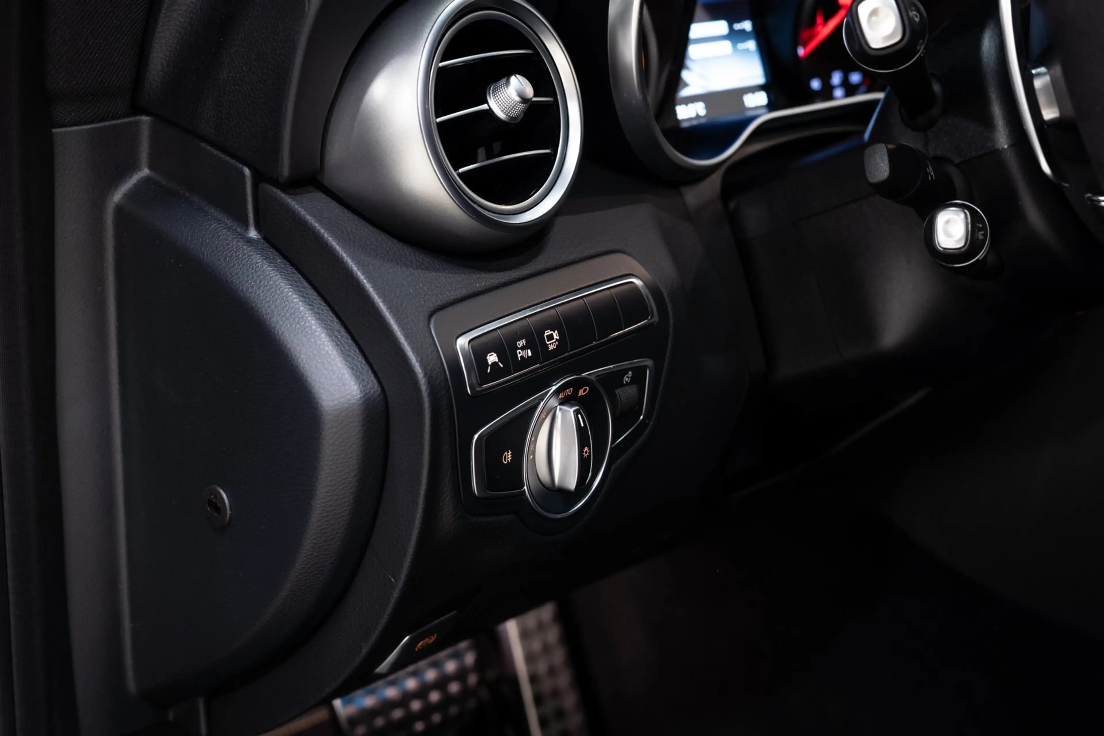 Mercedes-Benz C 63 AMG Coupé S Edition 1/ Akra — photo 32