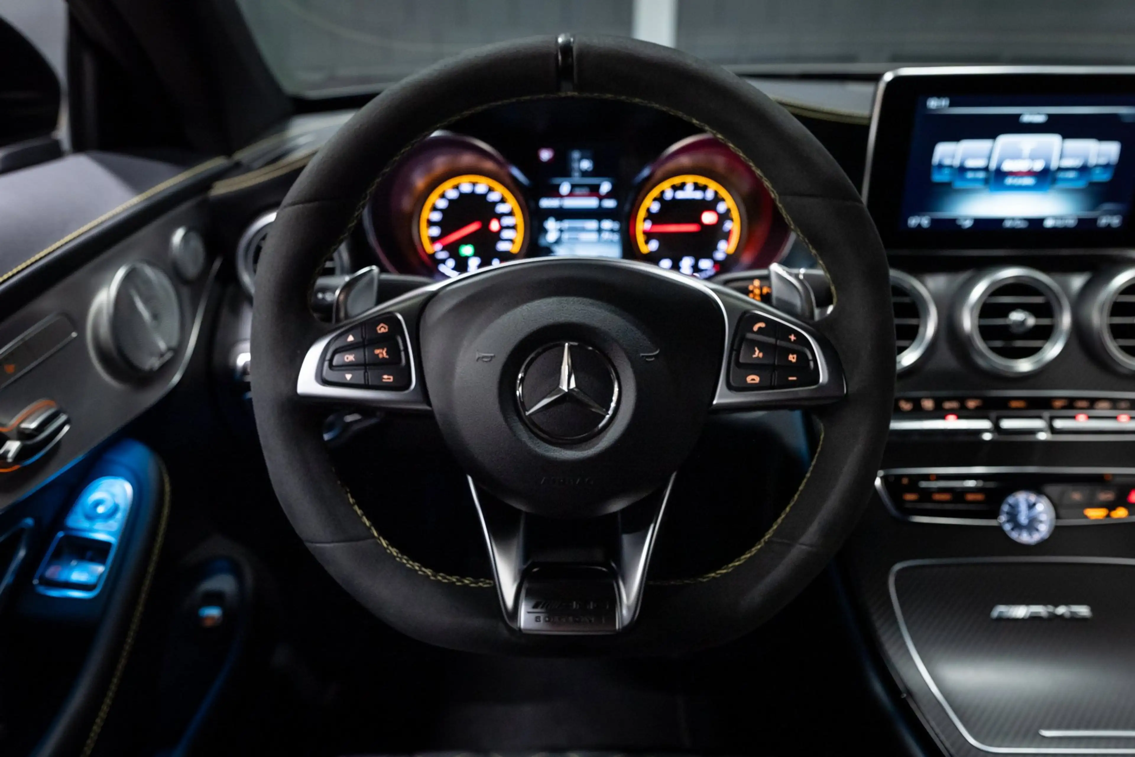 Mercedes-Benz C 63 AMG Coupé S Edition 1/ Akra — photo 28
