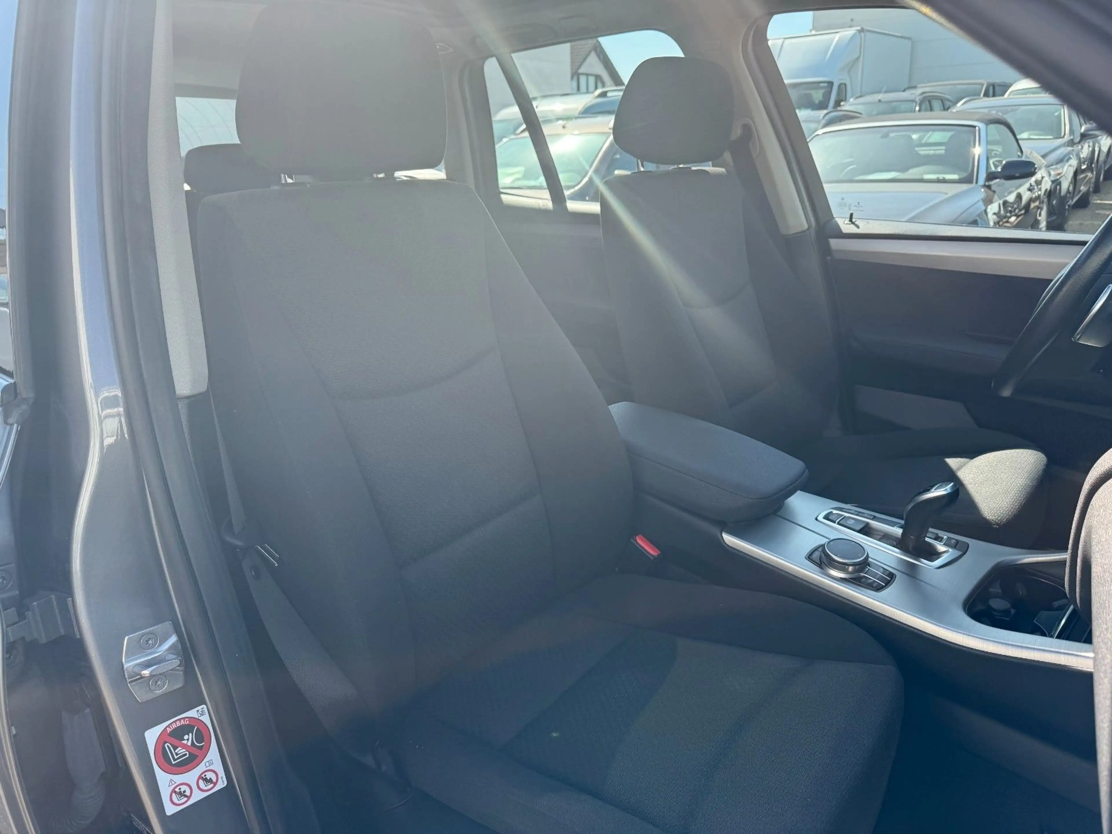 BMW X3 xDrive 35 d AUT/LED/AHK/PANO/KLIMA — photo 15