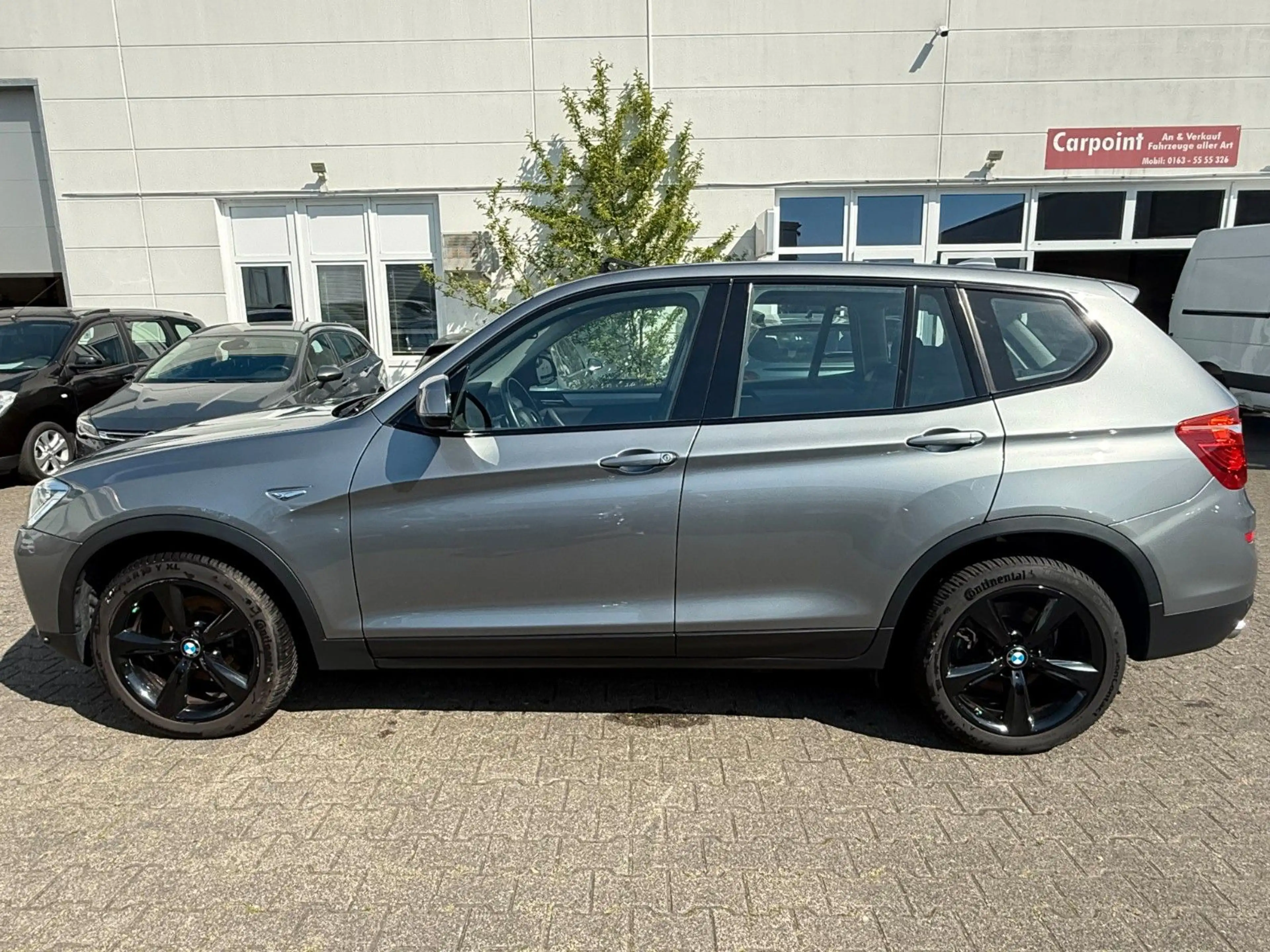 BMW X3 xDrive 35 d AUT/LED/AHK/PANO/KLIMA — photo 8