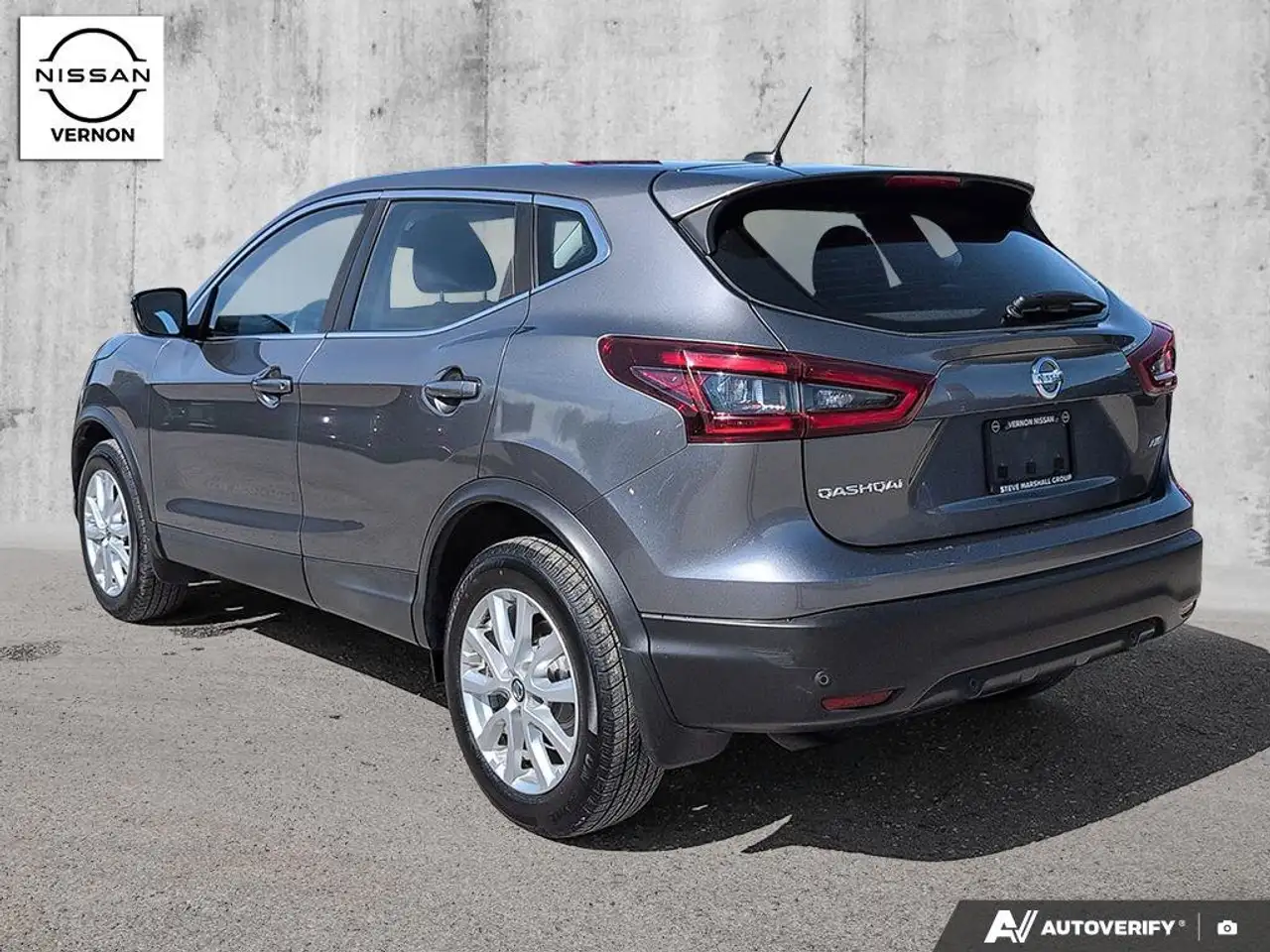 Nissan Qashqai снимка Nissan Qashqai