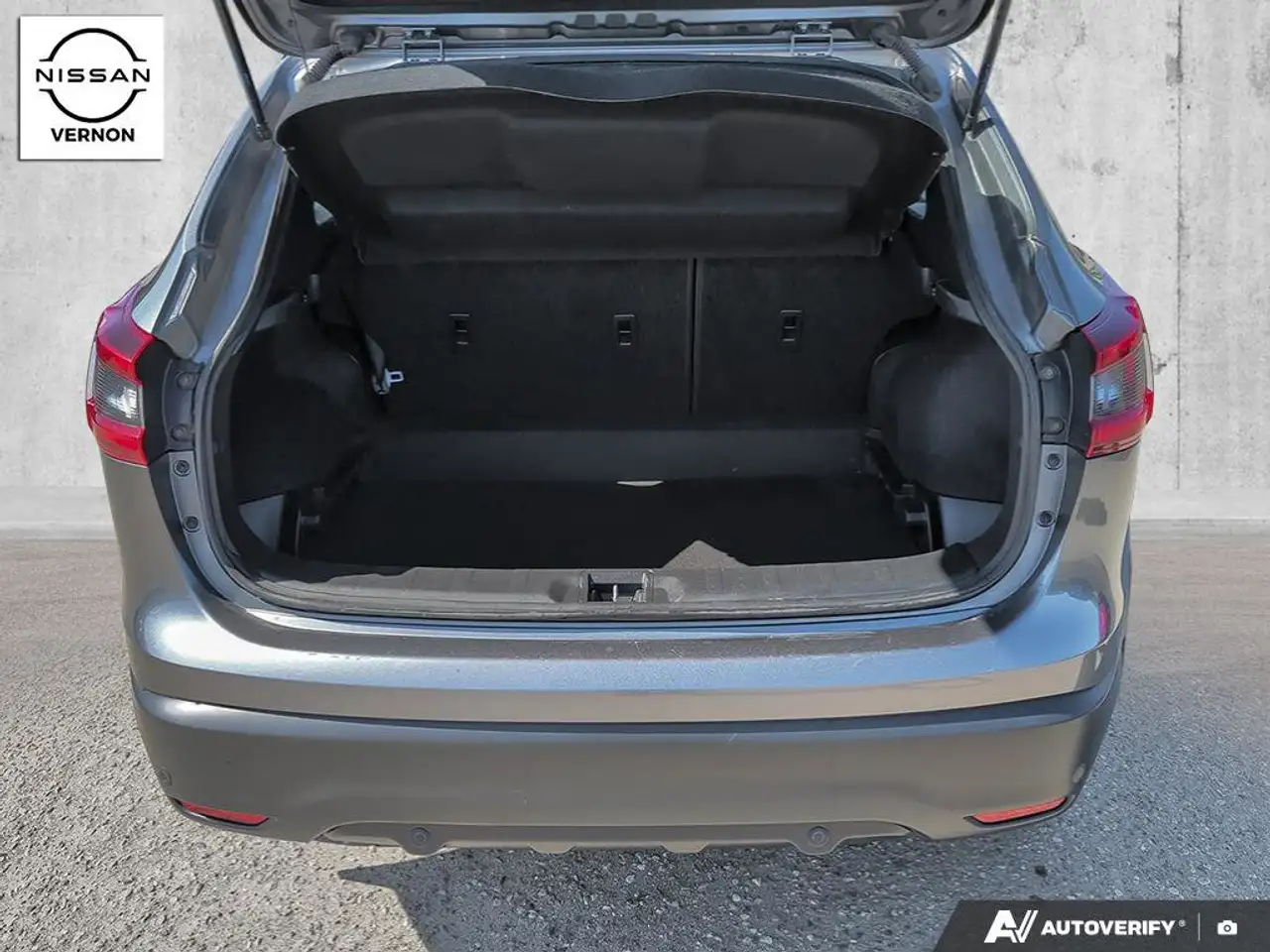 Nissan Qashqai снимка Nissan Qashqai